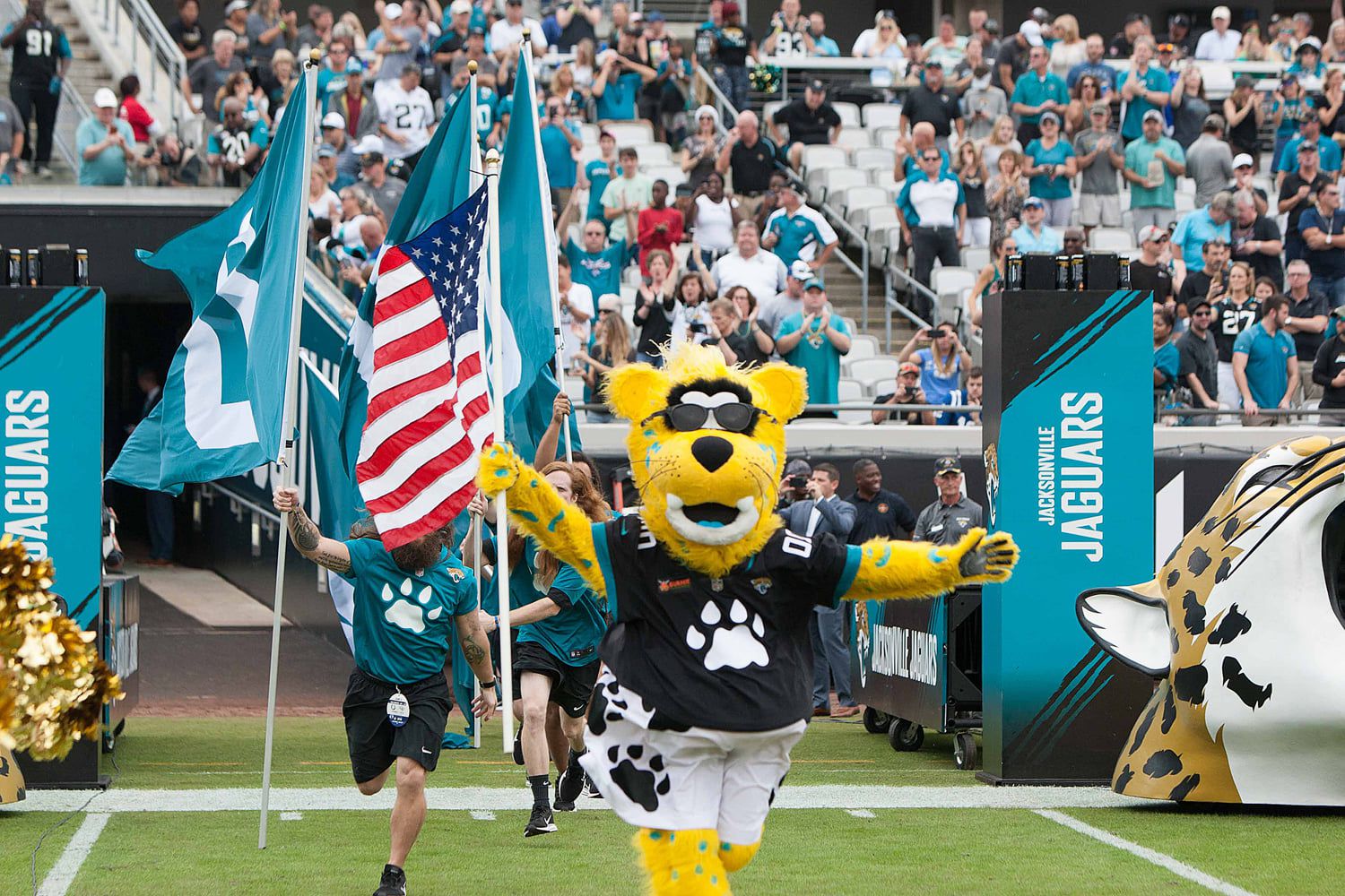 JAXSON DE VILLE, JAGUARS MASCOT, GOES FULL FLORIDA MAN