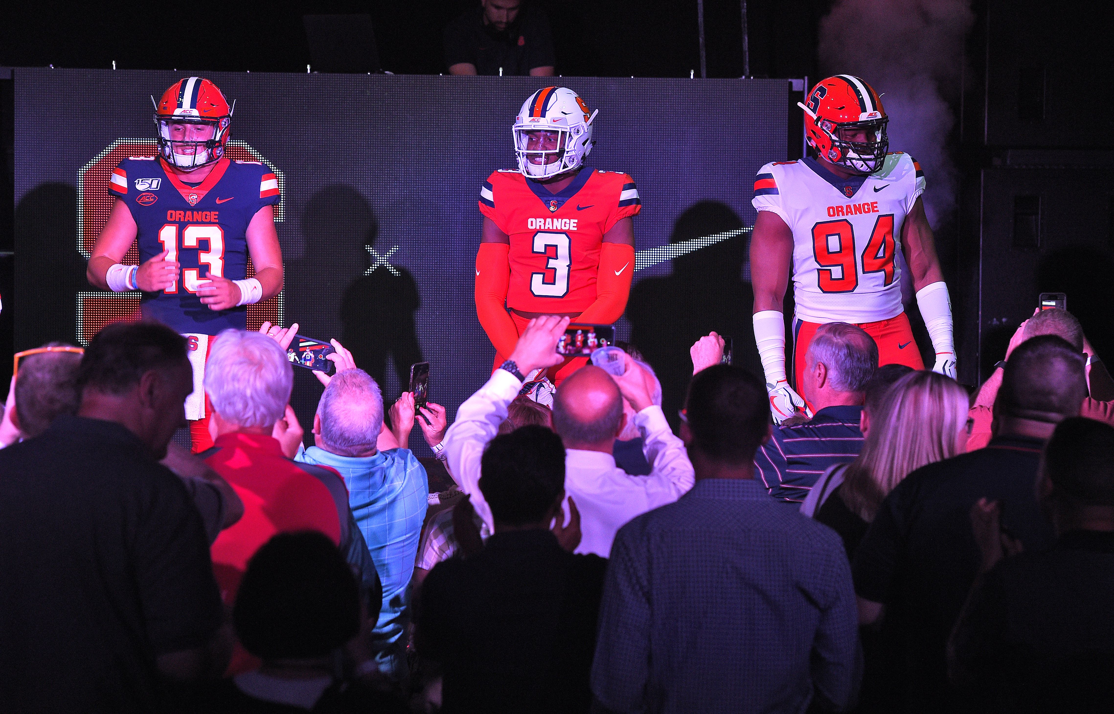 Syracuse football's Nike jersey sales delayed over production