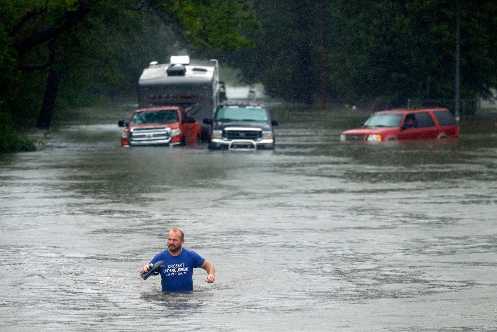 Cowboys-Texans game relocated to Arlington in wake of Hurricane Harvey