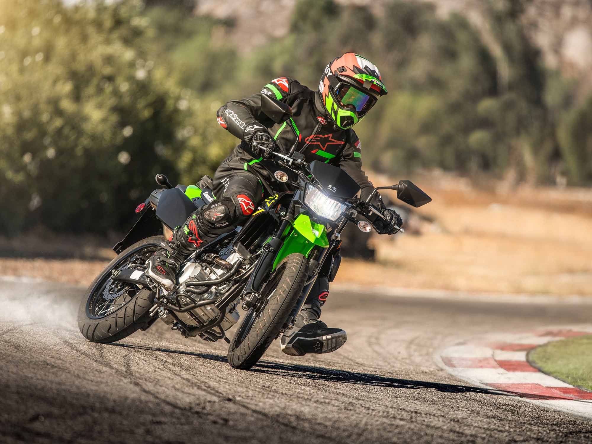 fedt nok Allergi importere 2021 Kawasaki KLX300 and KLX300SM First Look | Cycle World
