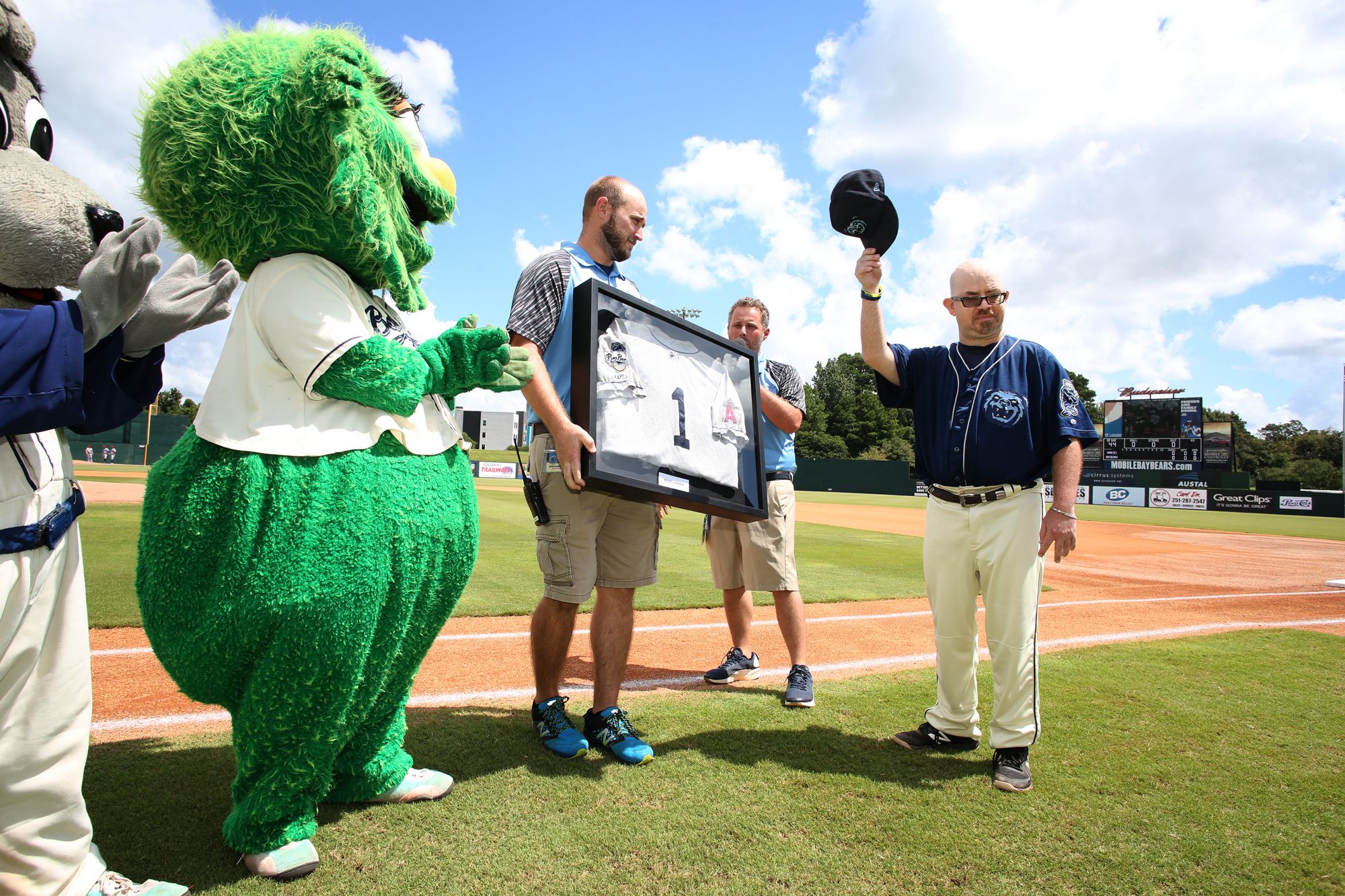 Mobile Baybears to be renamed the Rocket City Trash Pandas after