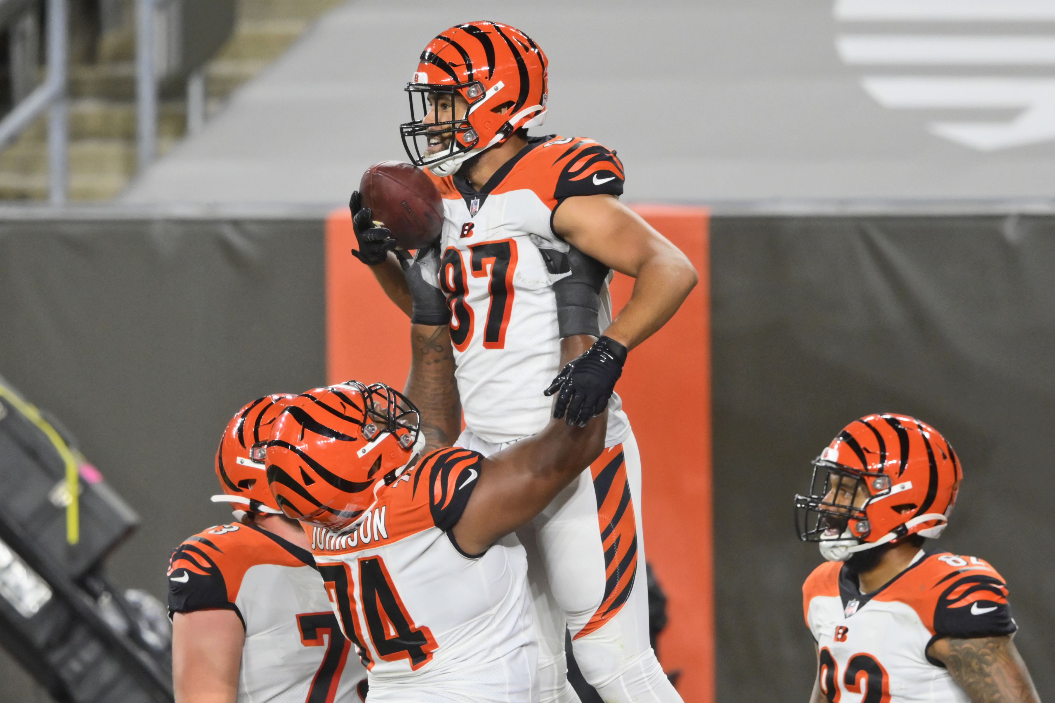 Joe Burrow's talent, swagger have transformed Bengals – Orange County  Register