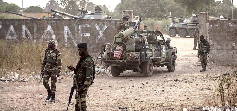 senegal-soldiers-providing-security-at-thei-36423432