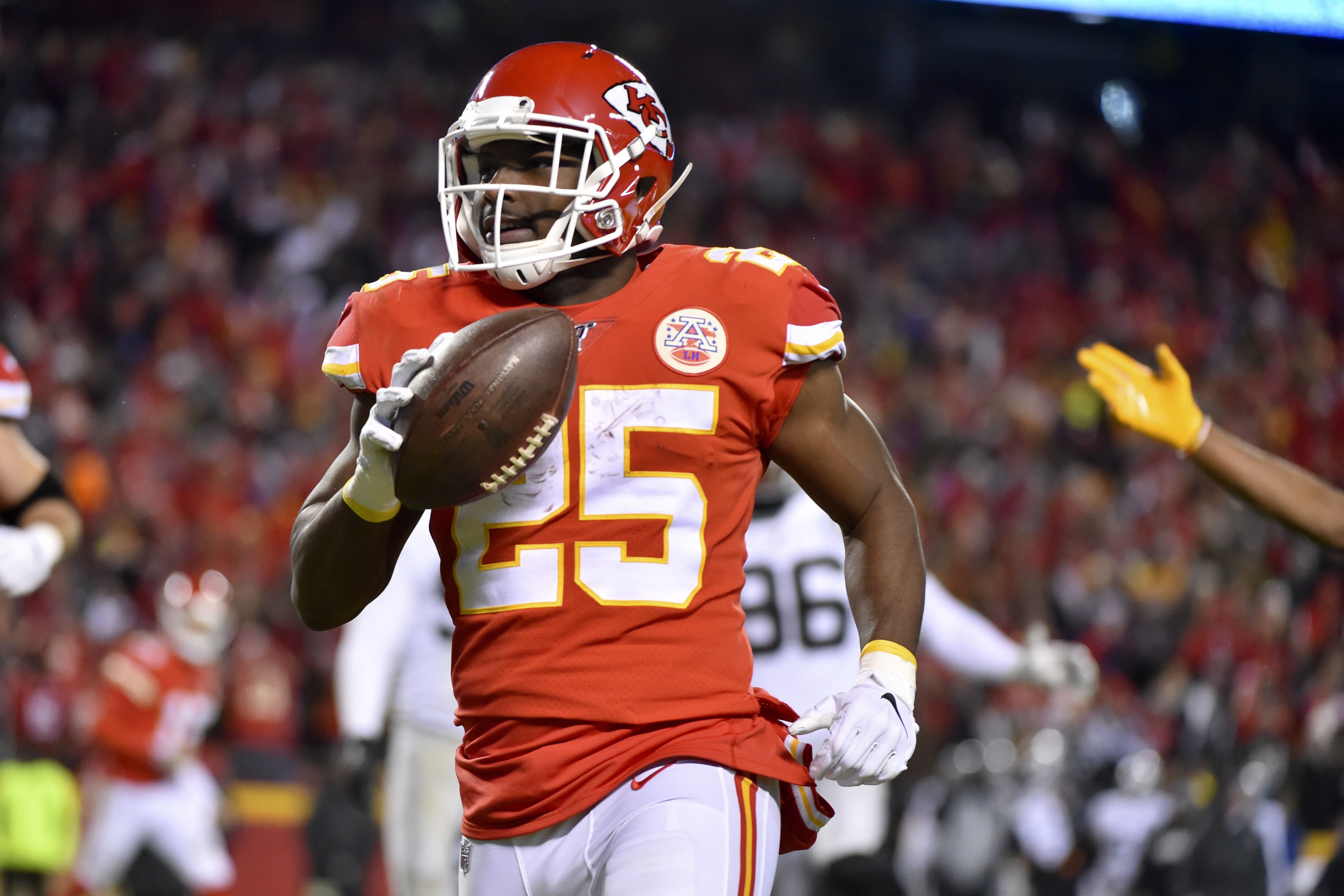 With LeSean McCoy inactive, Damien Williams stars in Chiefs' backfield