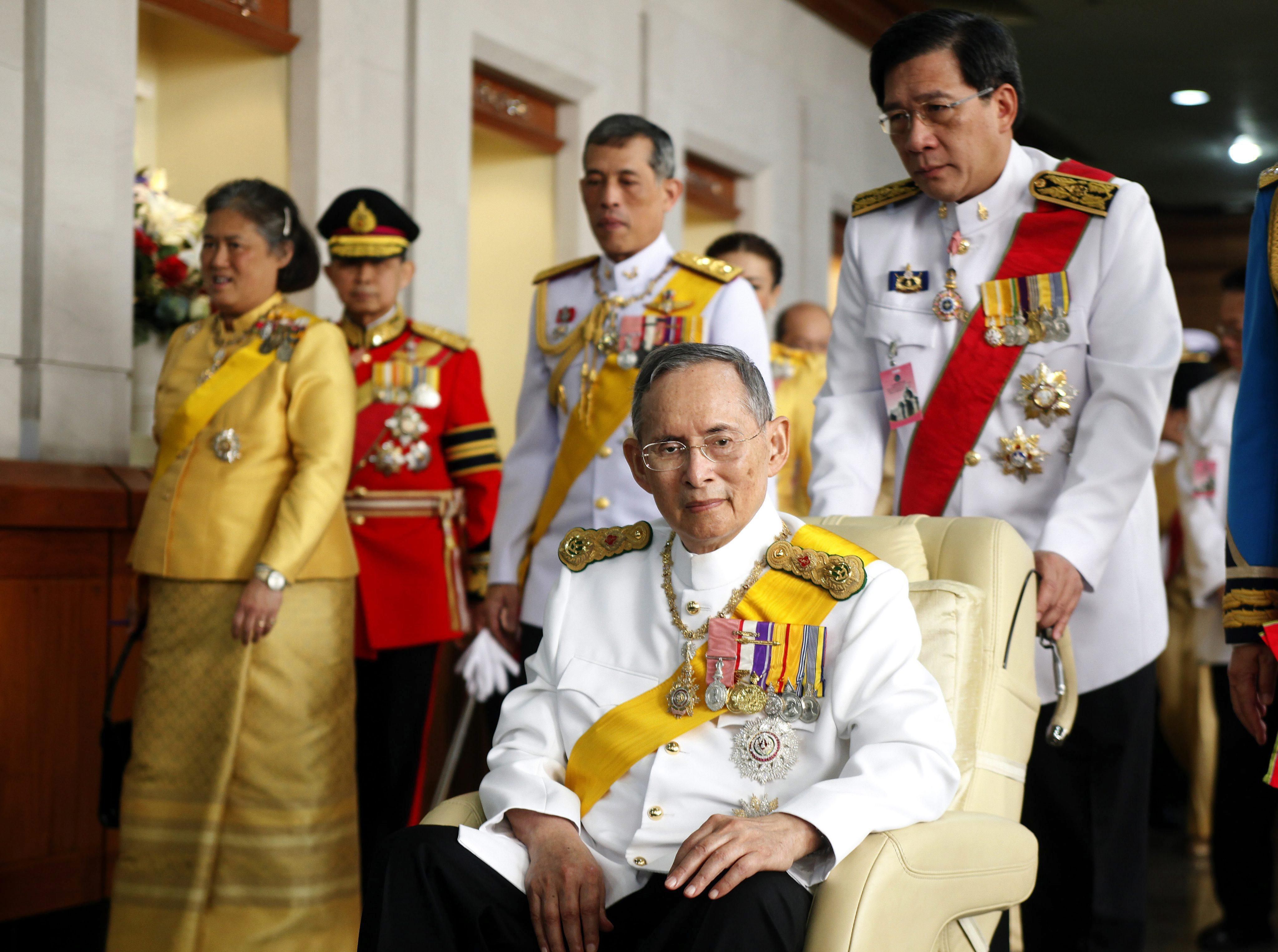 FALLECE EL REY DE TAILANDIA BHUMIBOL ADULYADEJ