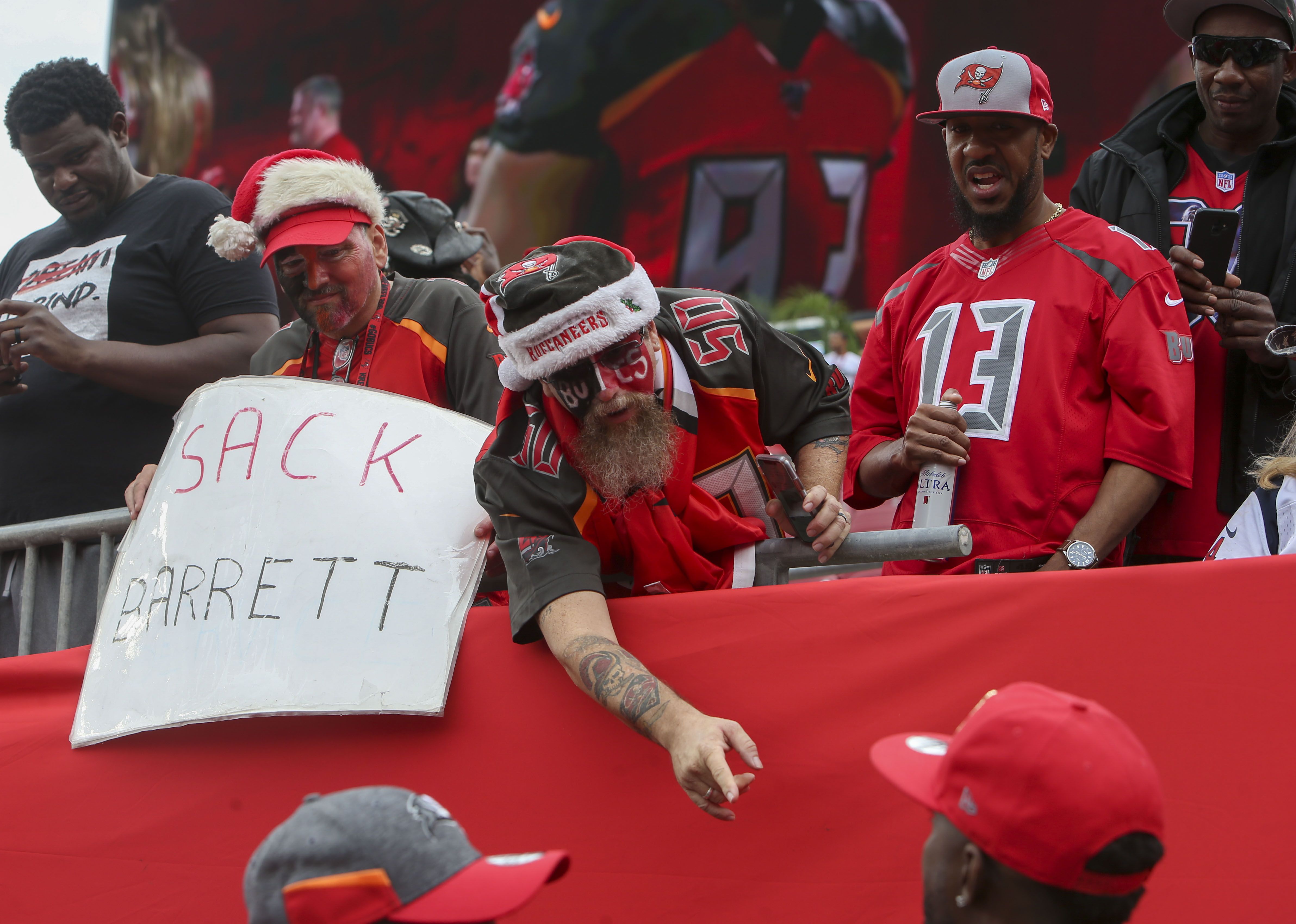 Winston throws 4 TD passes, Buccaneers outlast Rams 55-40 - The San Diego  Union-Tribune