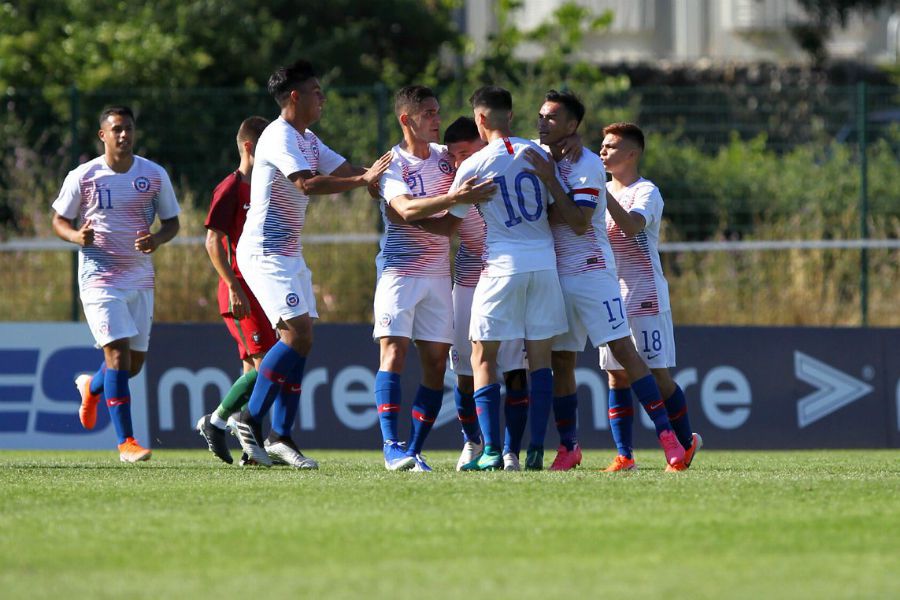 Chile, Selección, Toulon