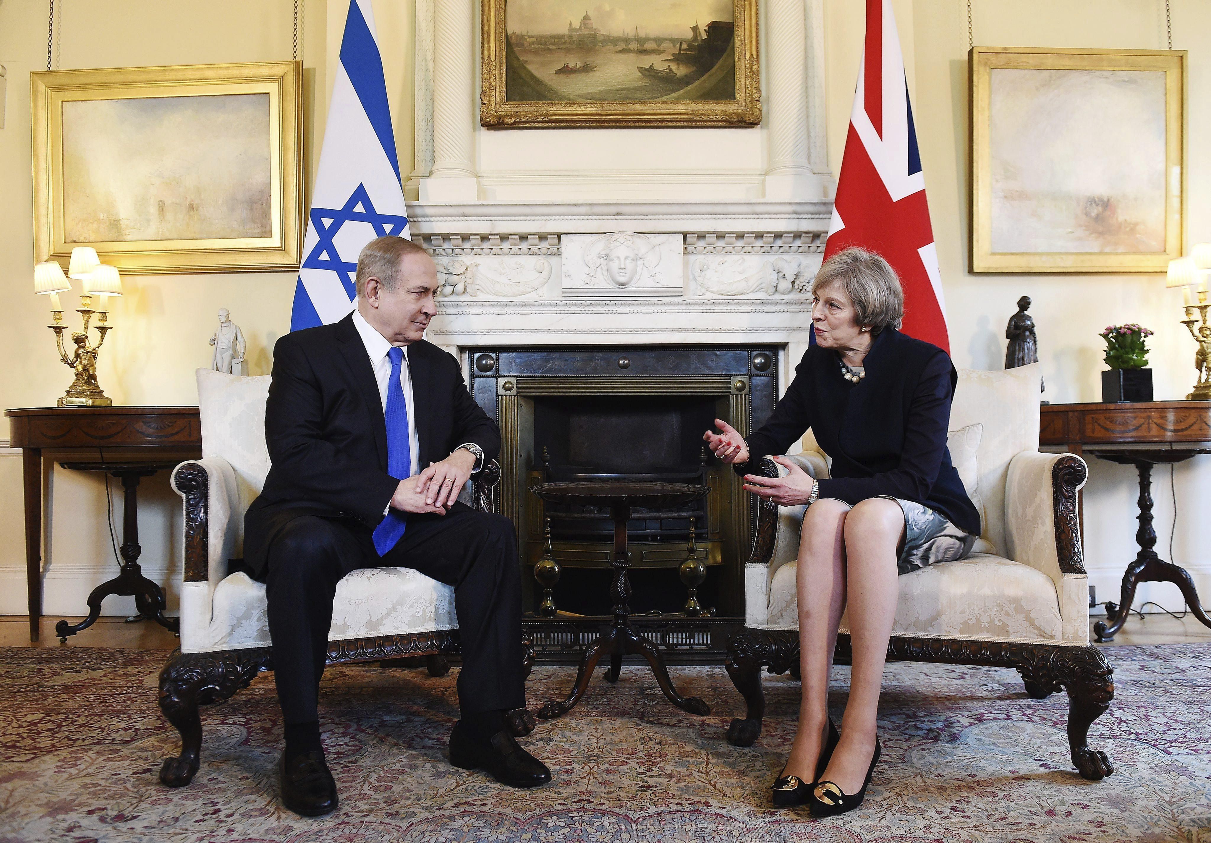 Netanyahu y May