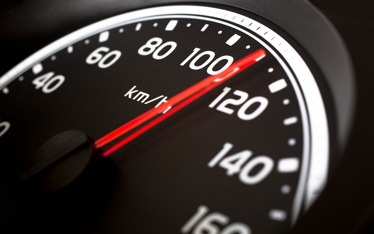 Is-the-speedometer-reliable-in-telling-me-my-vehicles-real-time-speed.jpg