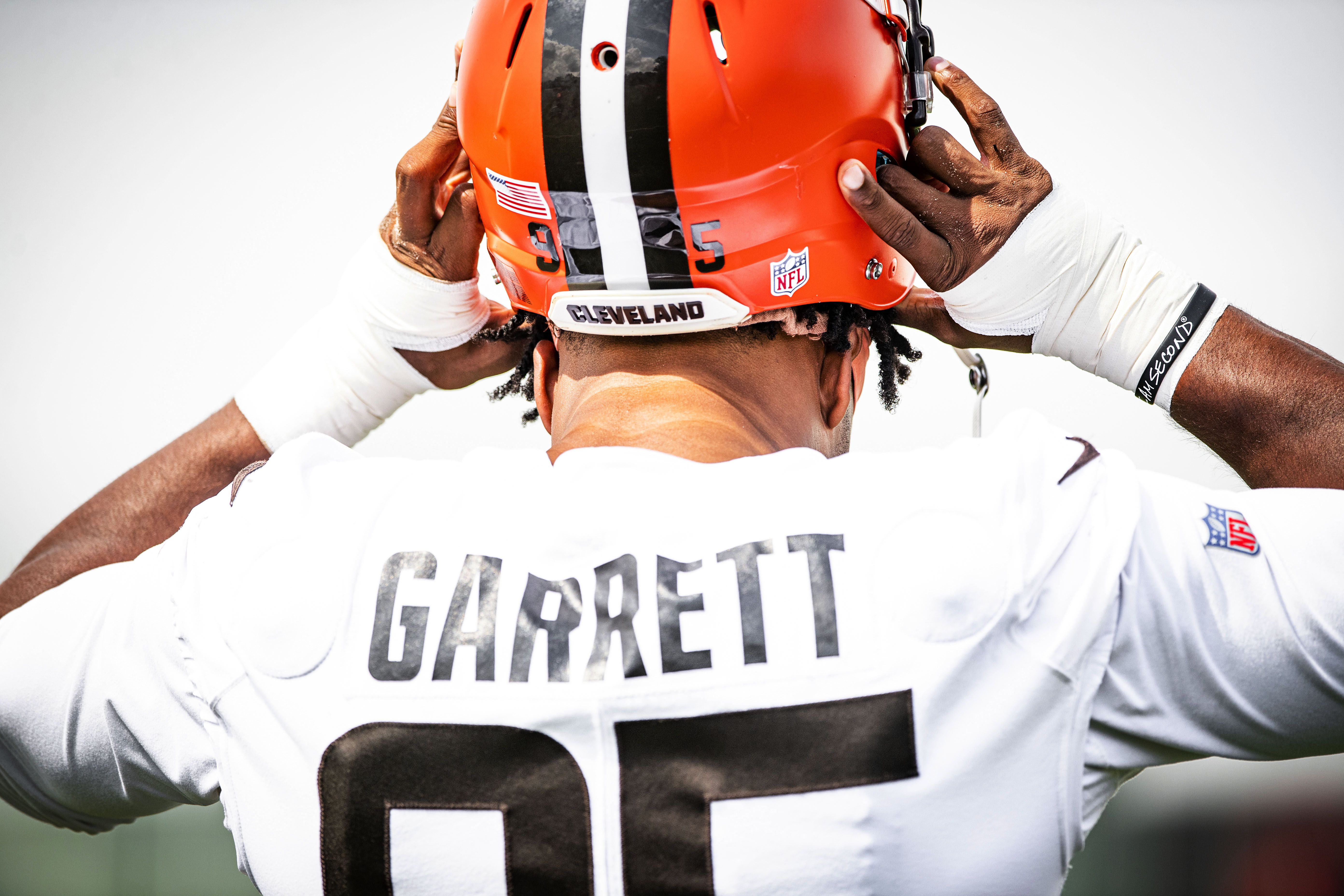 Cleveland Browns' Myles Garrett named AFC Defensive Player of Month