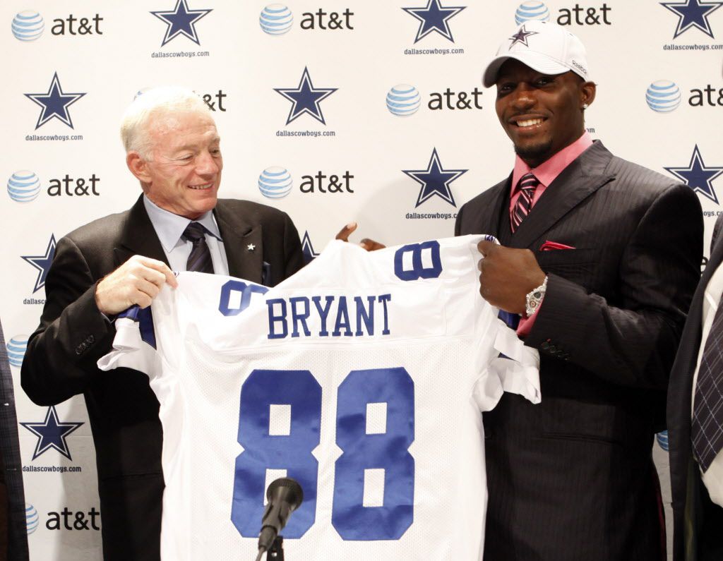 Cowboys still focused on keeping Dez Bryant on straight and narrow