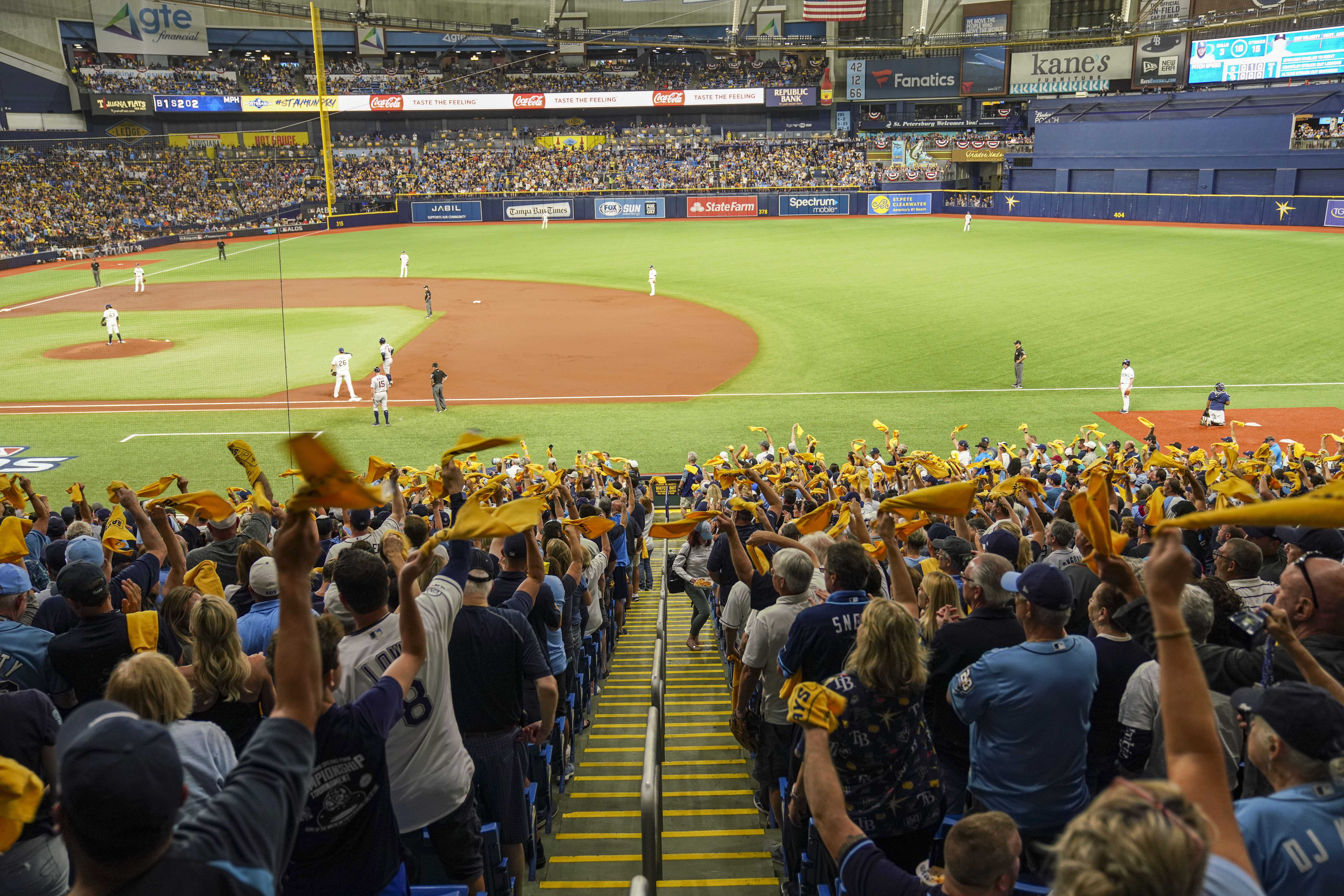 St. Petersburg, FL. USA; Tampa Bay Rays mascot Raymond entertains the fans  during a major league baseball game against the New York Yankees, Thursday,  July 29, 2021, at Tropicana Field. The Rays