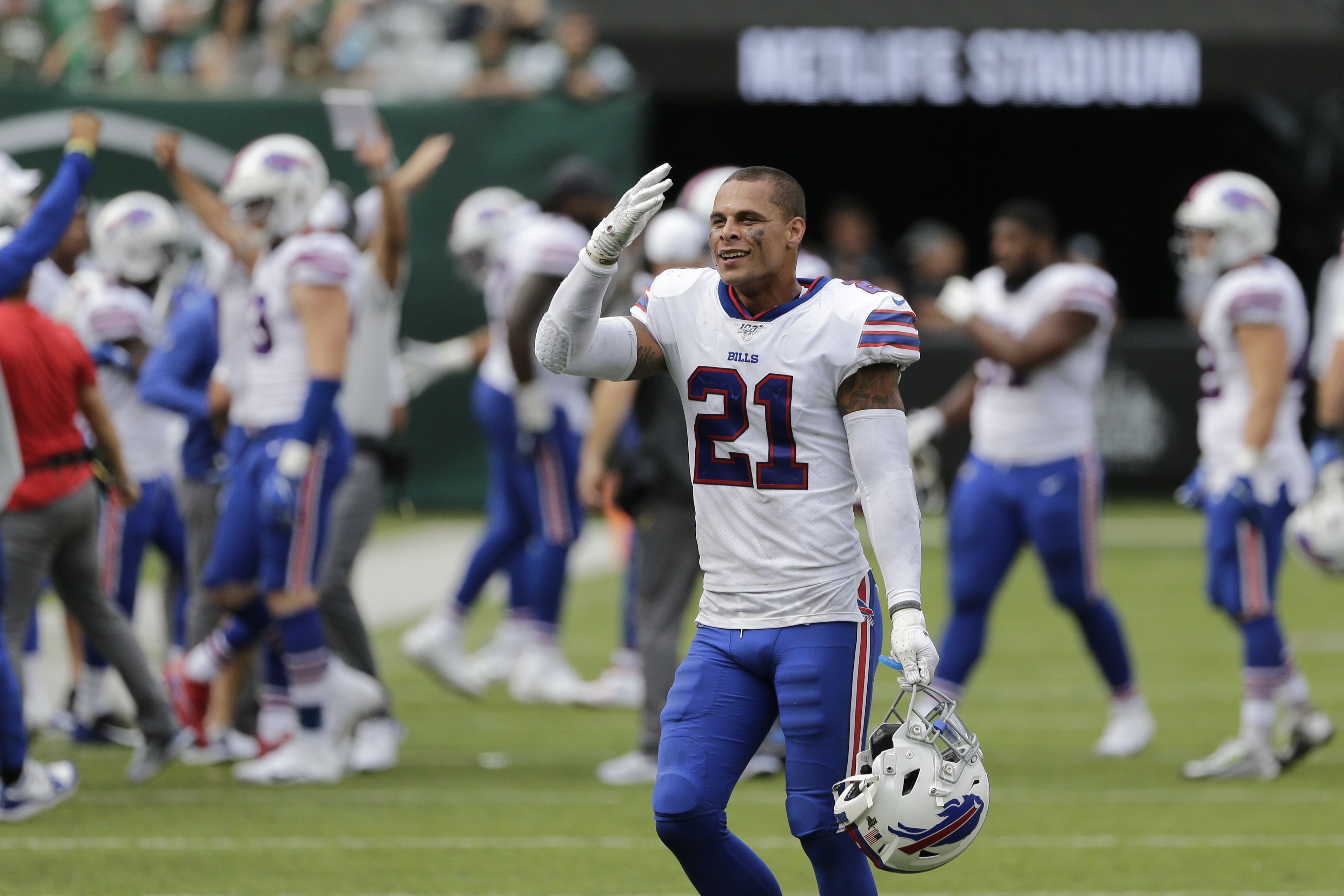 Buffalo Bills' Jordan Poyer, former Oregon State standout, returns