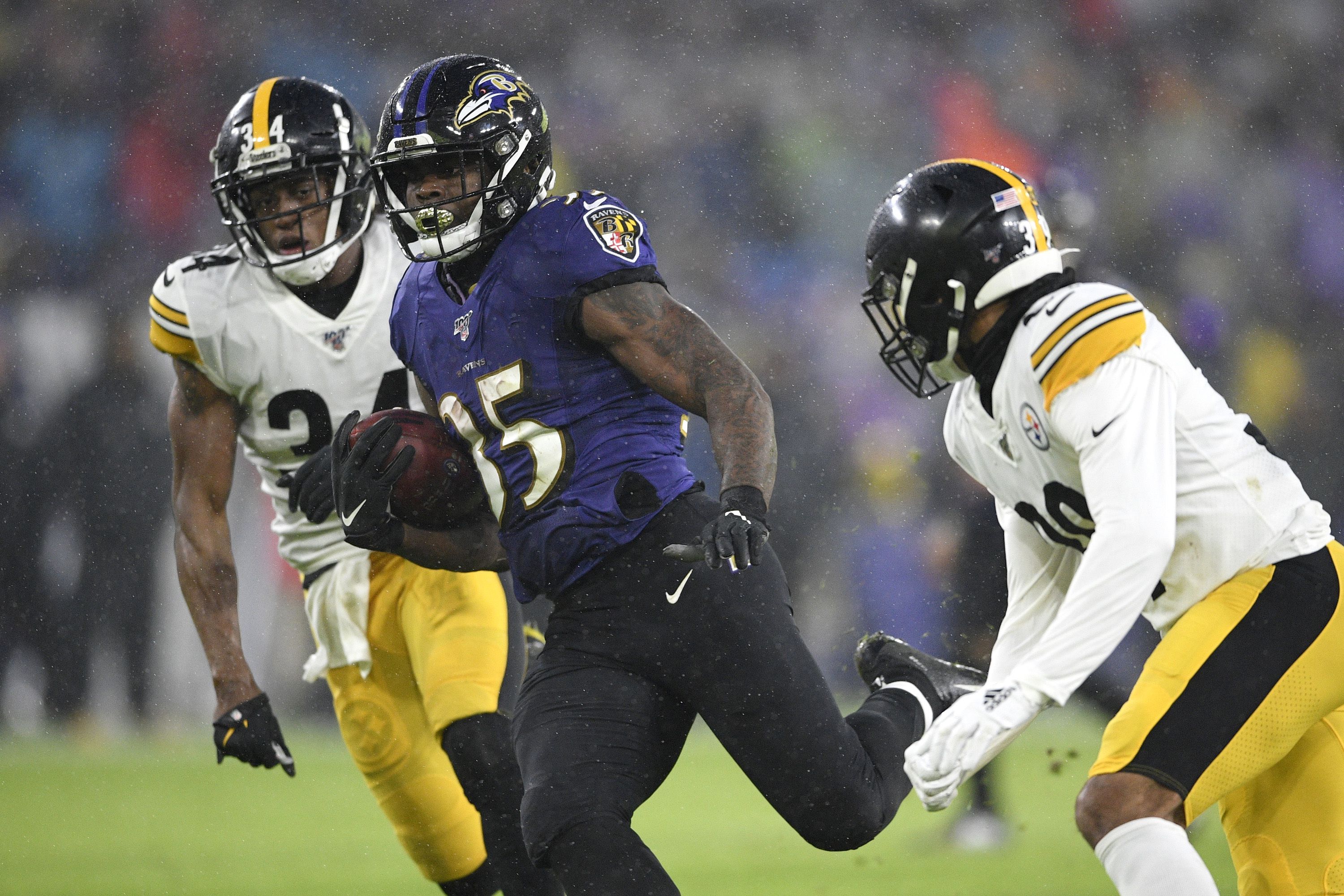 Baltimore Ravens' depleted depth chart: Who's available to face the  Steelers? 