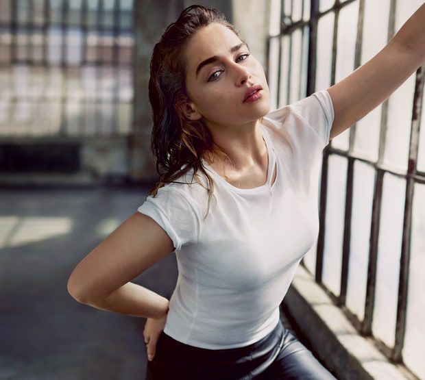 emilia-clarke-61e260e9-daef-4fb0-9c91-05fcdadd680a.jpg