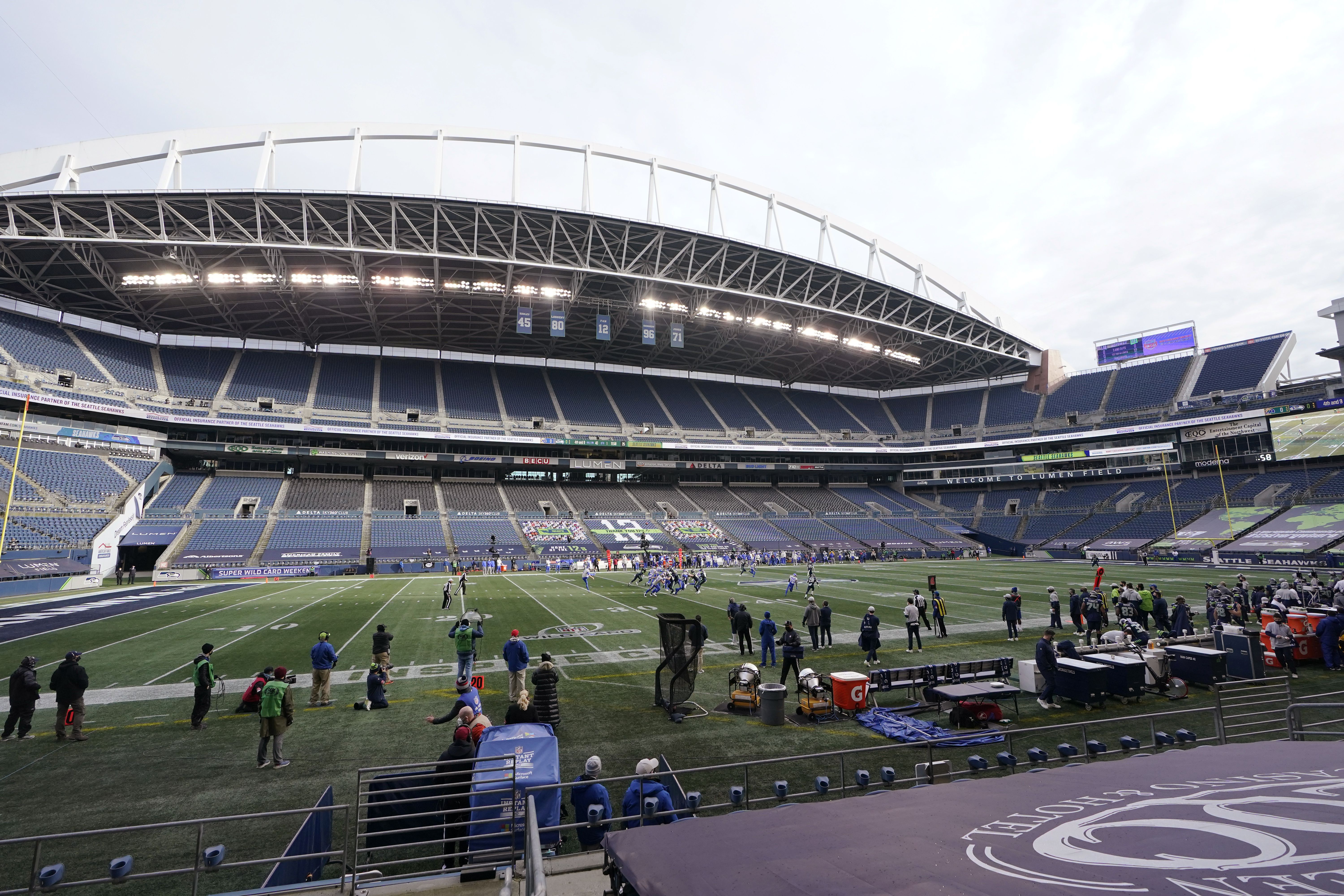 Thursday Round-Up: Seahawks Announce New FieldTurf at CenturyLink