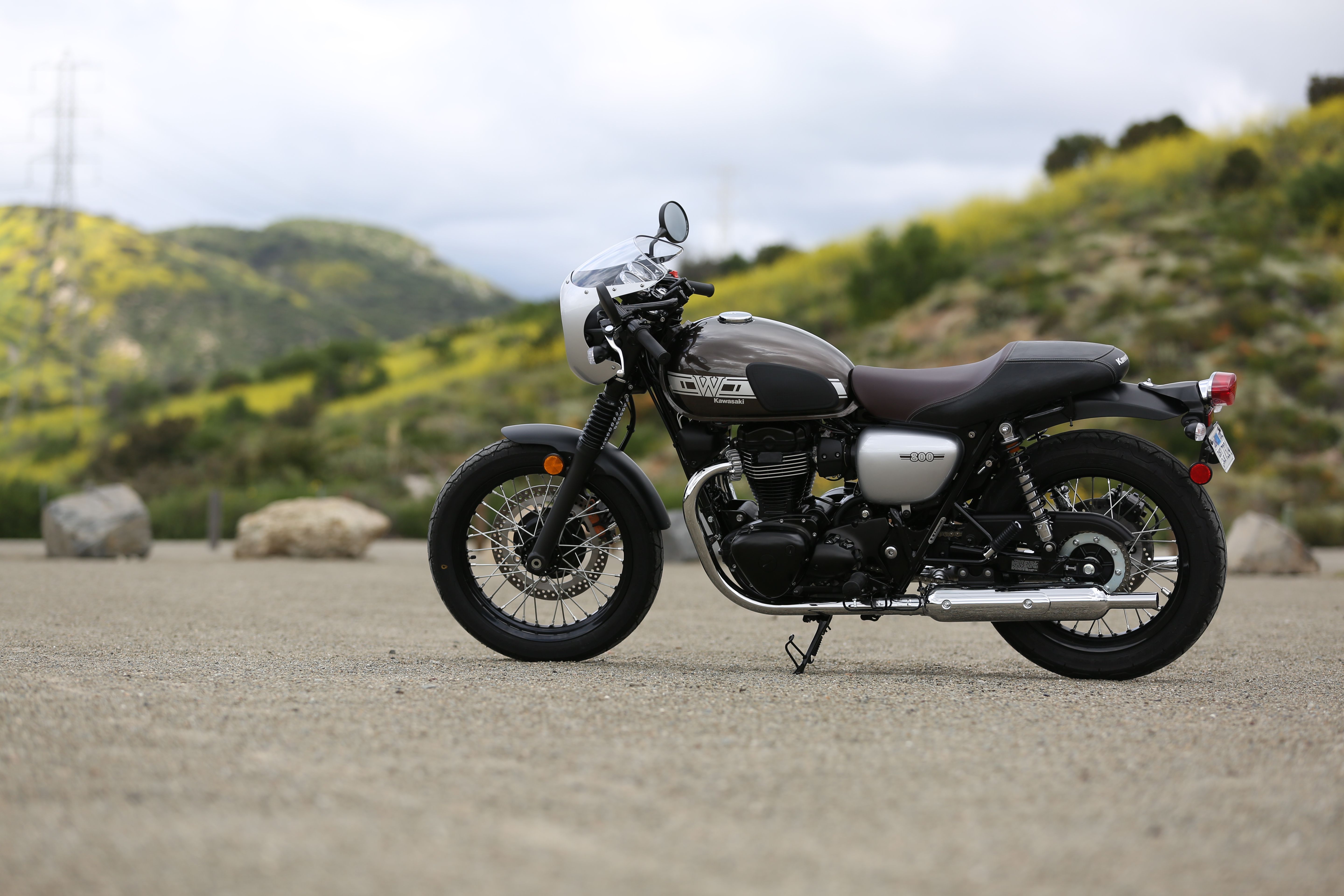 2019 W800 Café First Ride | Motorcycle Cruiser