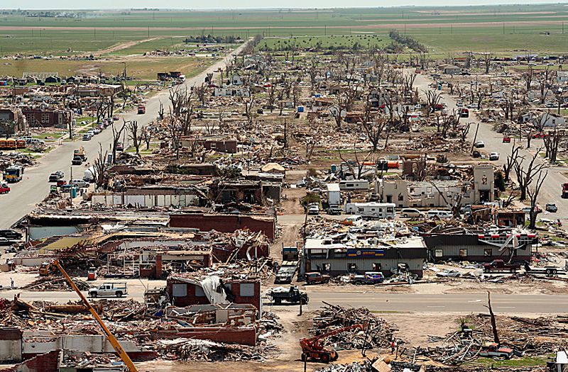 800px-Greensburg_kansas_tornado.jpg