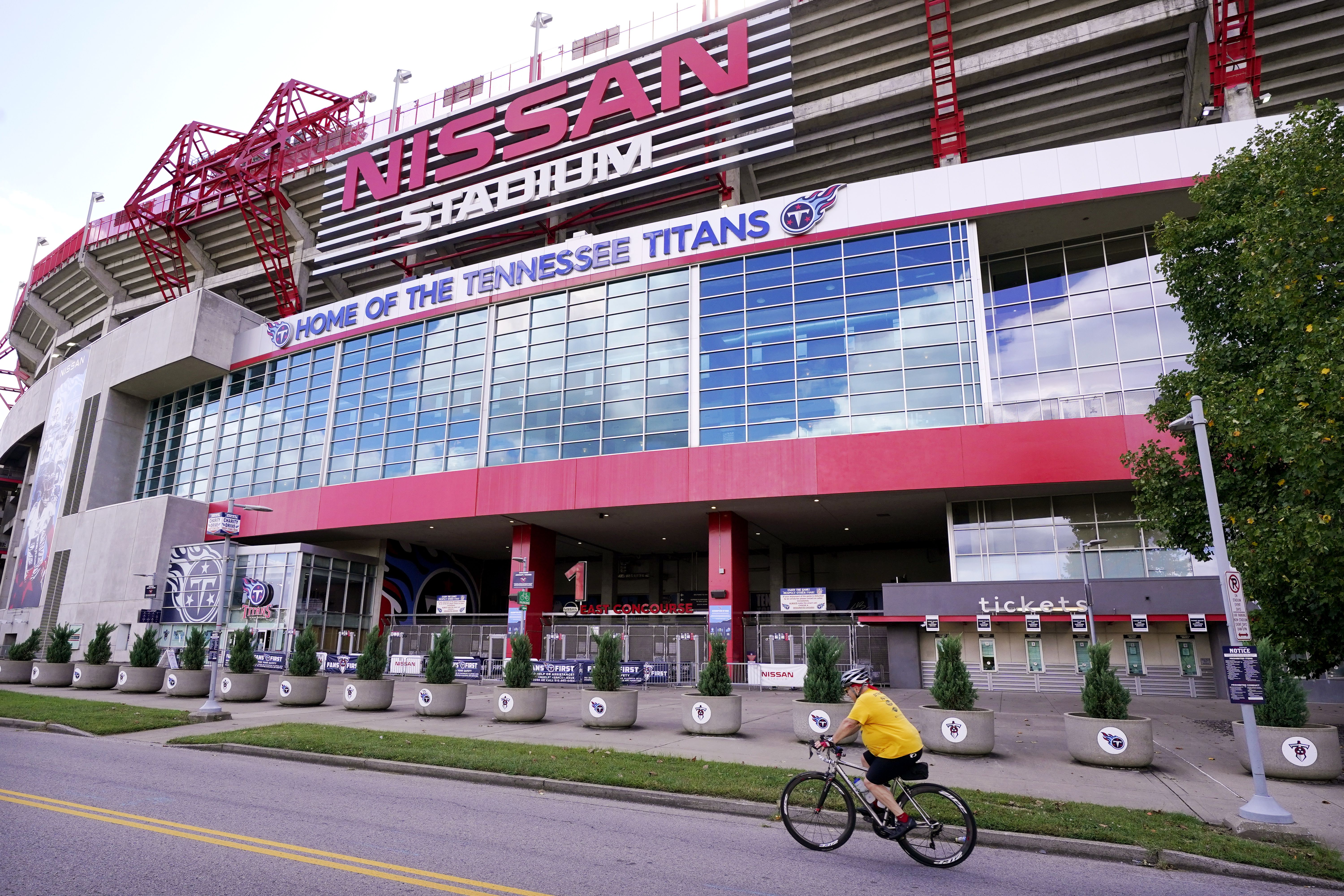 Titans-Steelers game postponed because of coronavirus