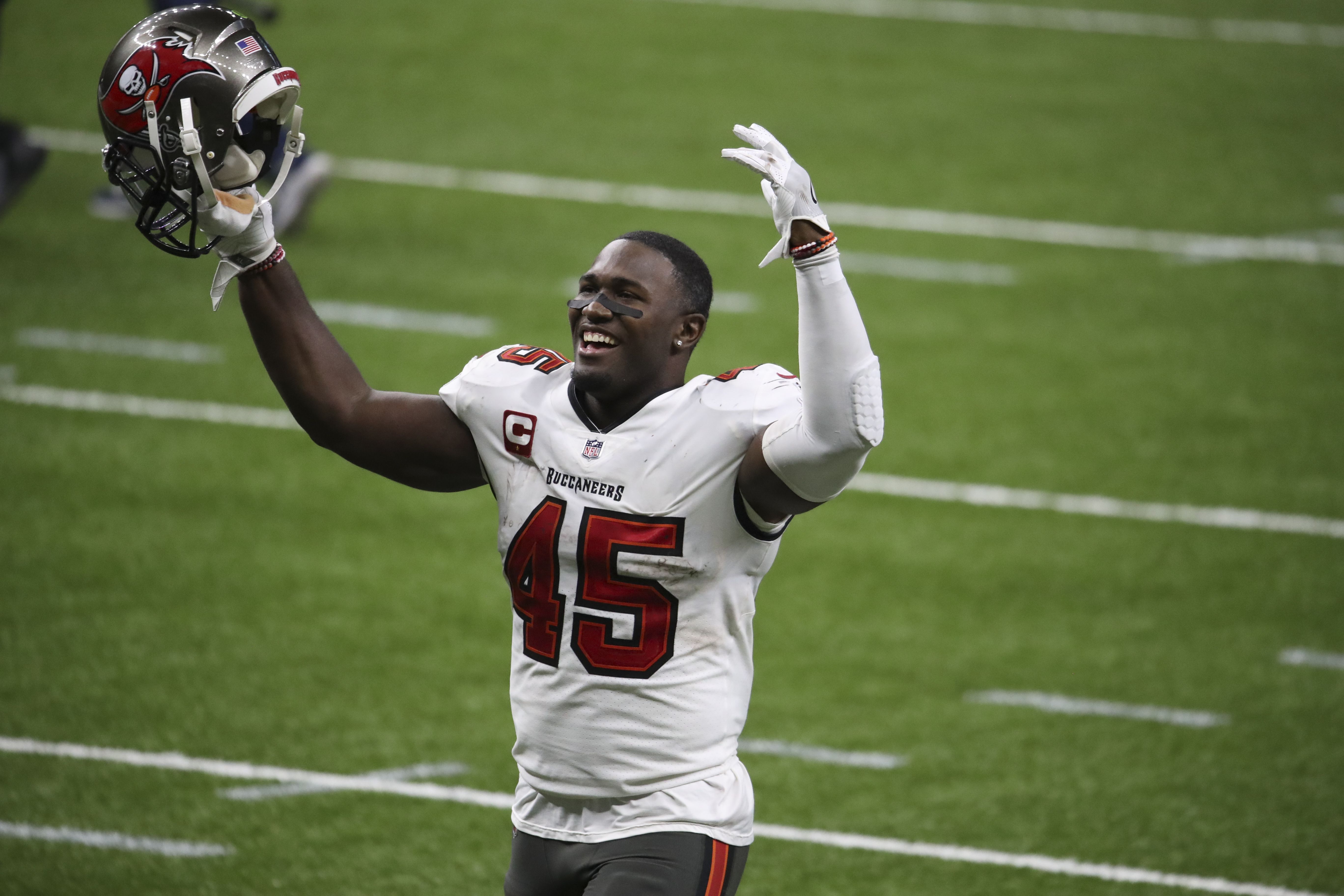 Tampa Bay Buccaneers' Defense Shines in Week 1 Victory, Led by