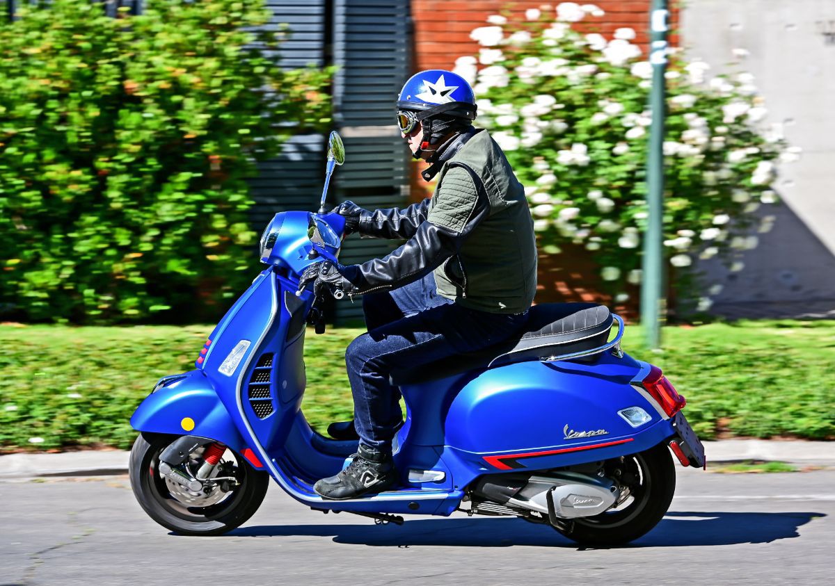 Vespa S 300 GTS Super_021