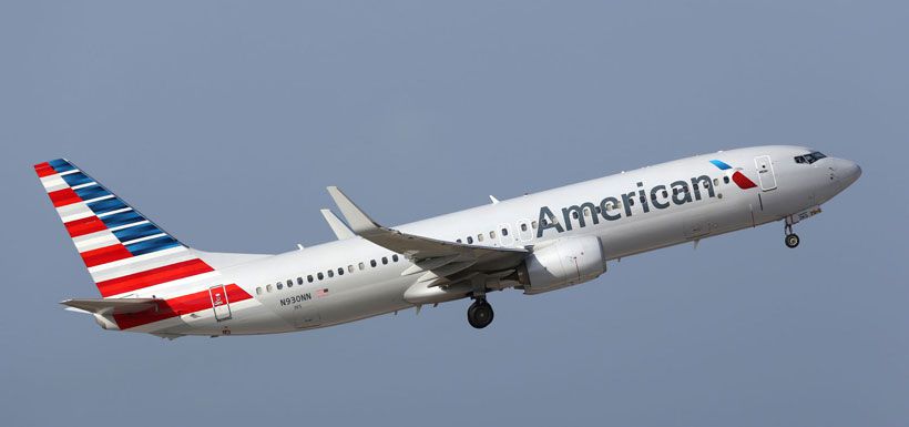 american-airlines-plane