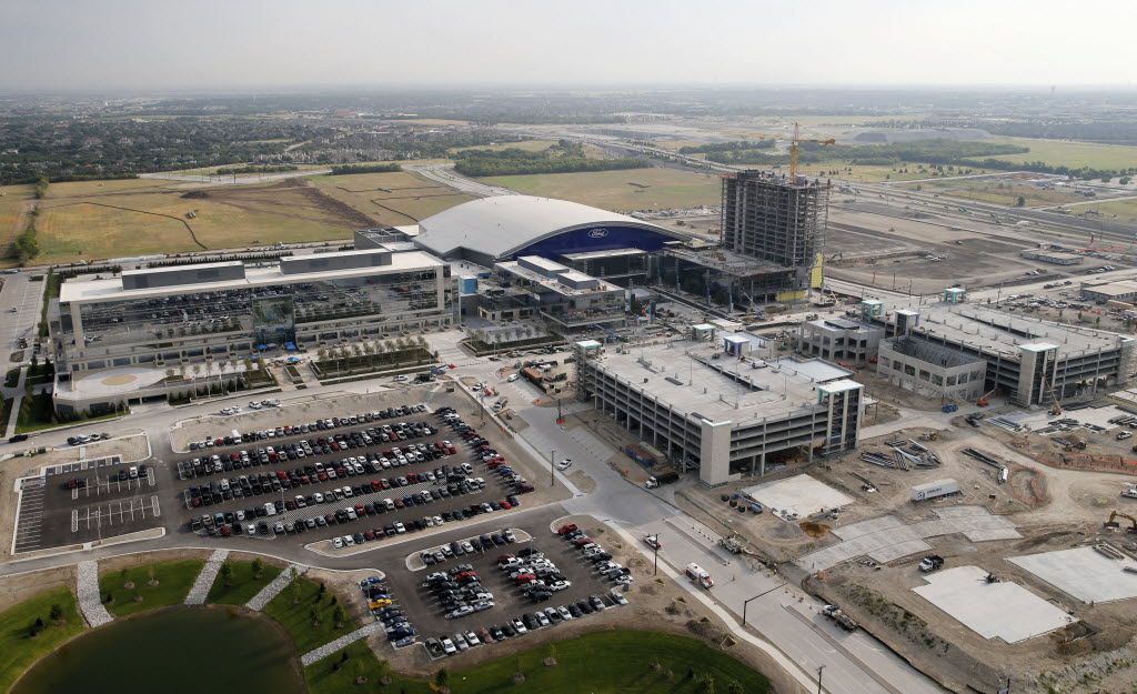 How the Dallas Cowboys, Frisco ISD Share a Stadium