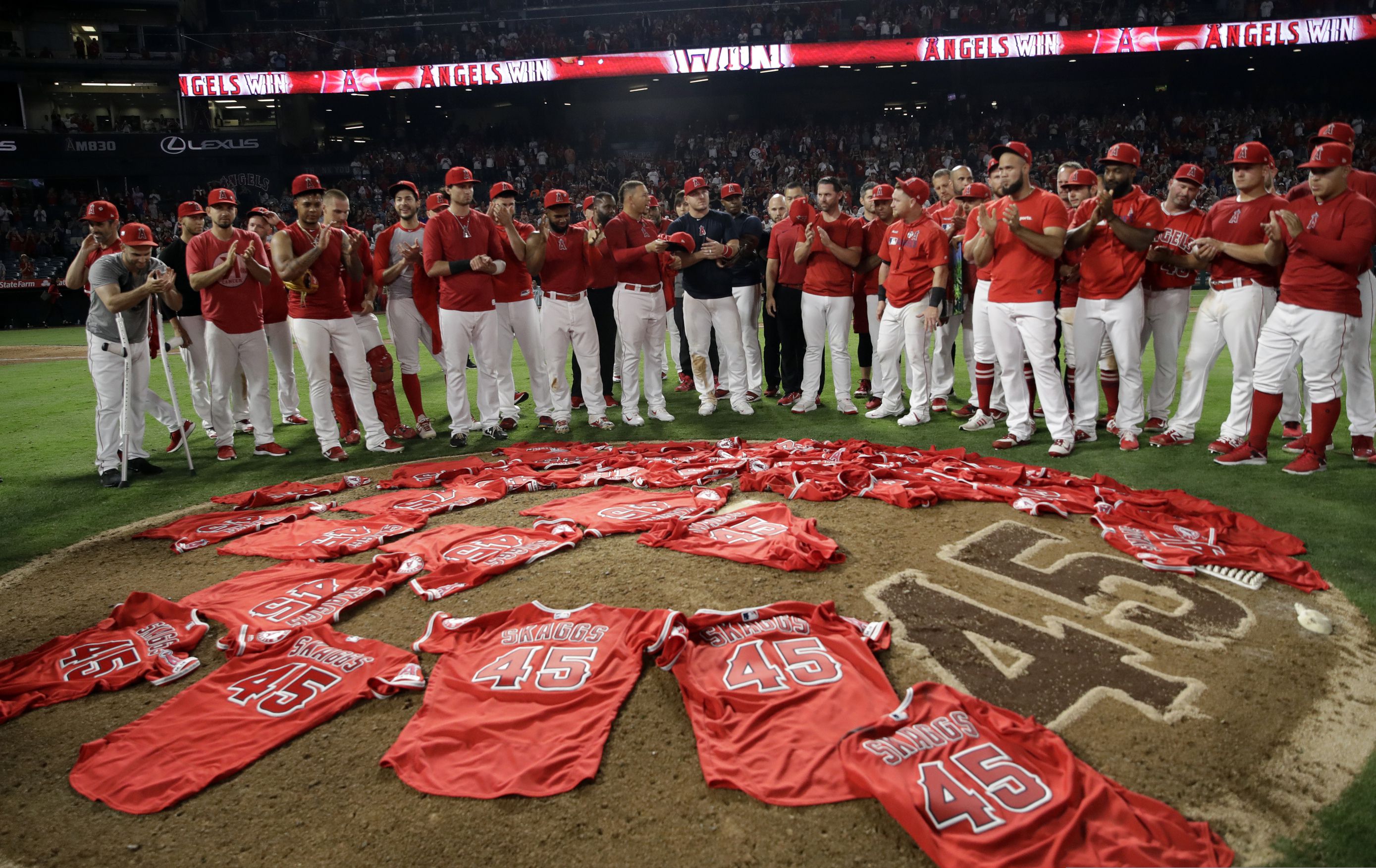 Tyler Skaggs to be honored by nine players during Players' Weekend