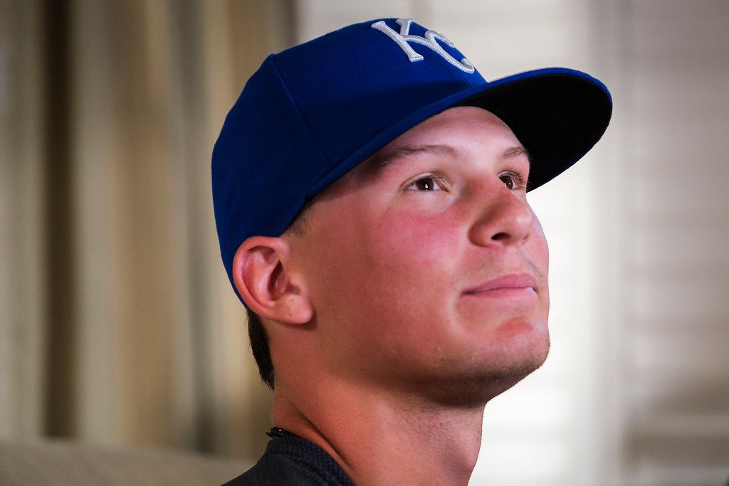 Royals select high school shortstop Bobby Witt, Jr. with the