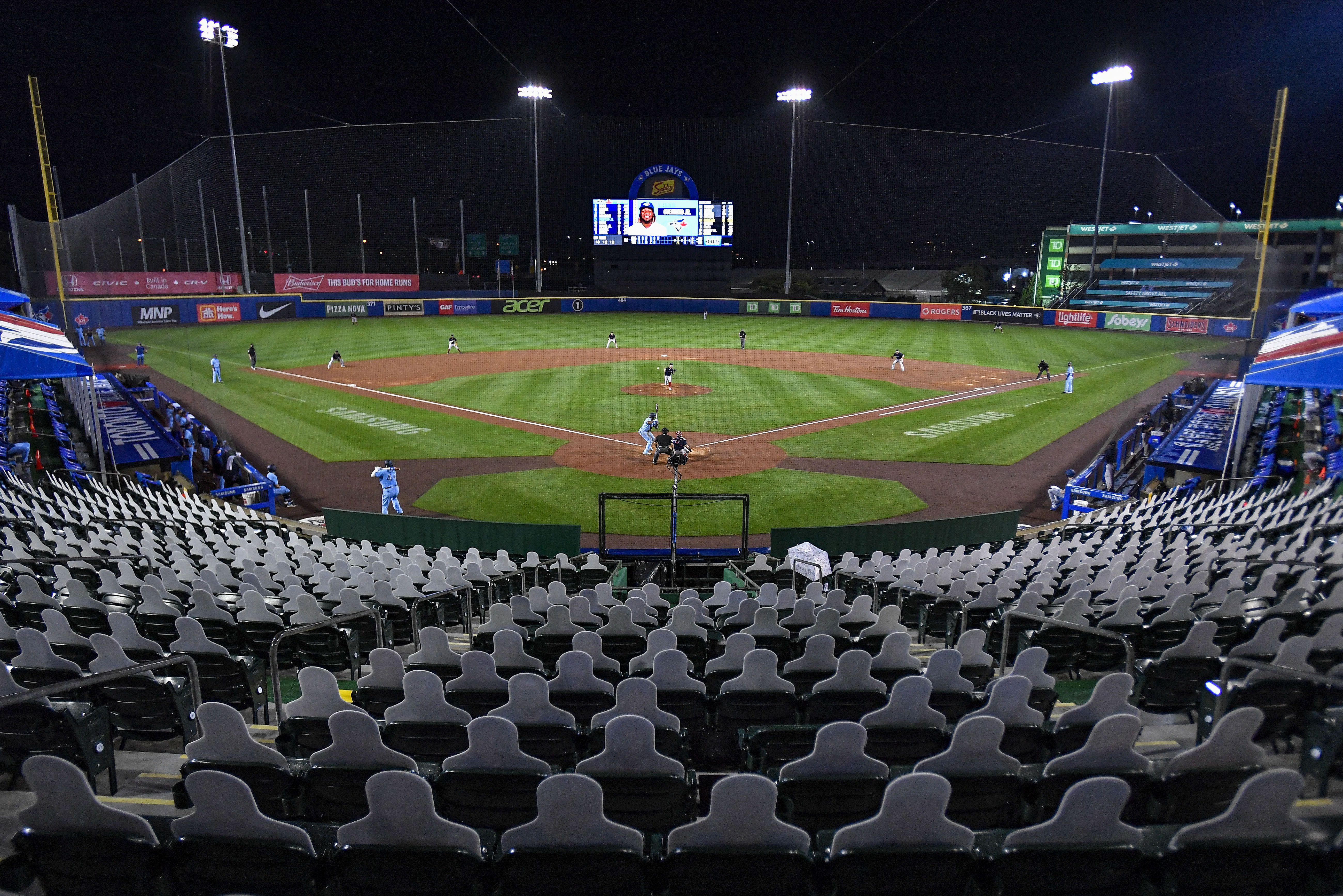 Jackie Bradley Jr. to sign with Milwaukee Brewers, ESPN reports