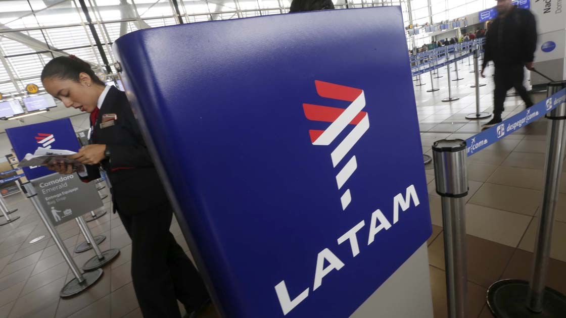 Cambio logo de LAN a LATAM