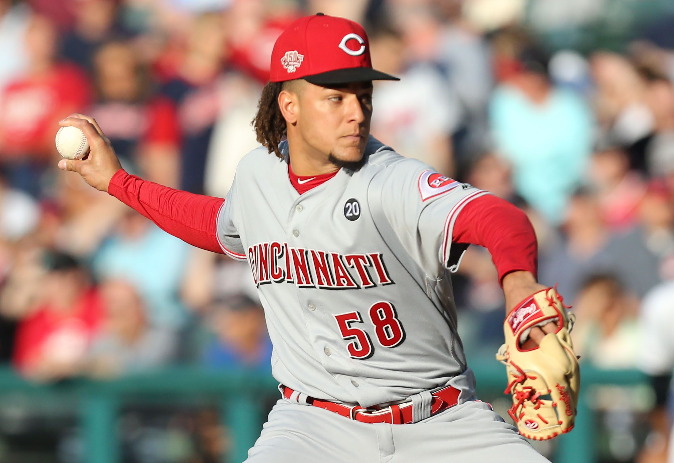 MLB rumors: Yankees discuss Reds' Luis Castillo trade 