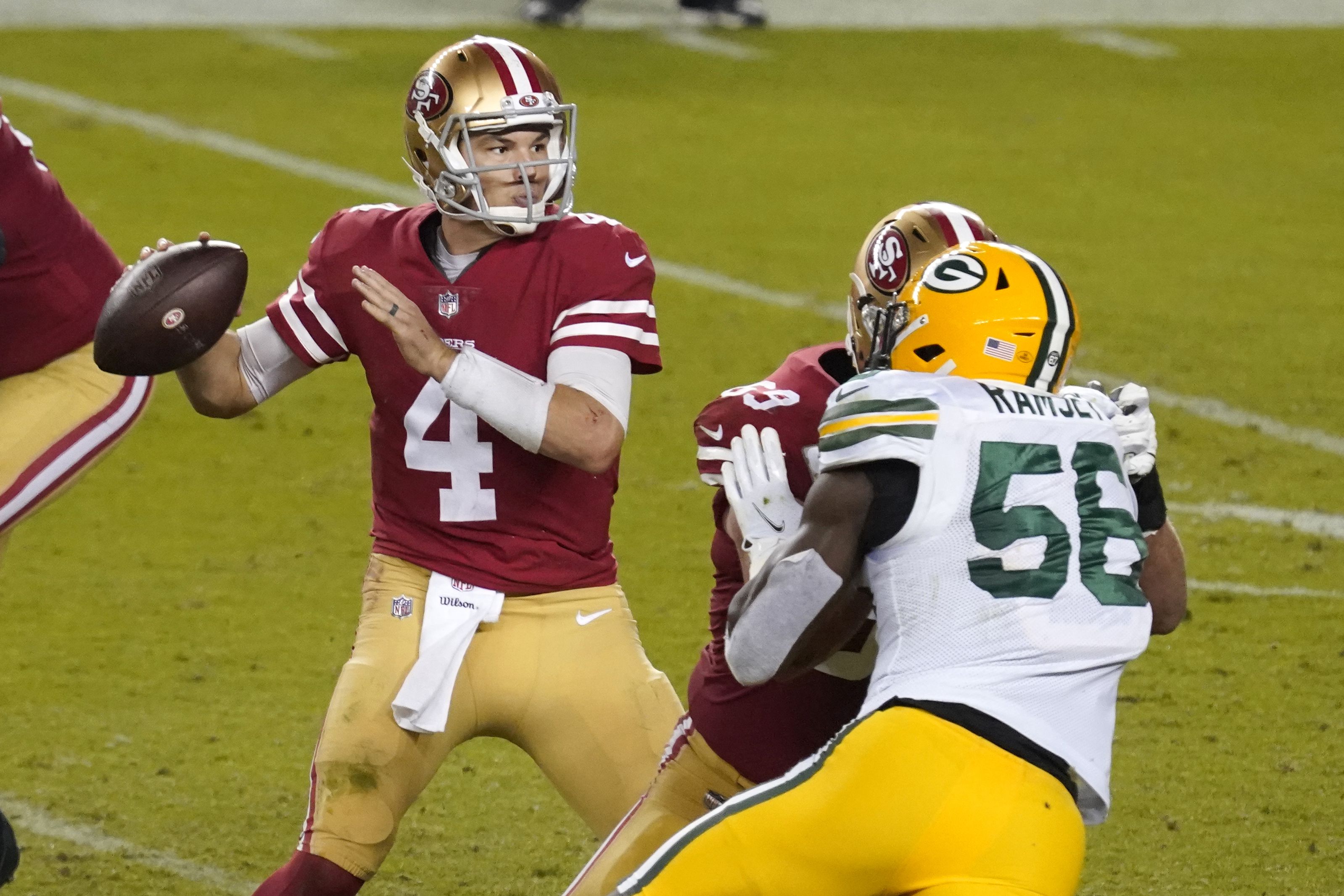 Green Bay Packers' Krys Barnes runs a drill at the NFL football