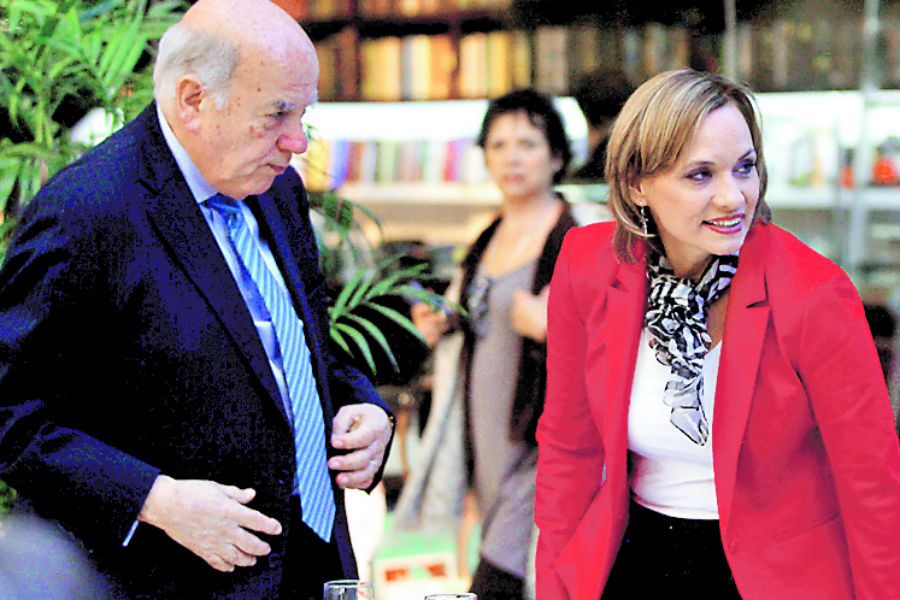 Imagen Carolina Goic con Jose Miguel Insulz (41449710)