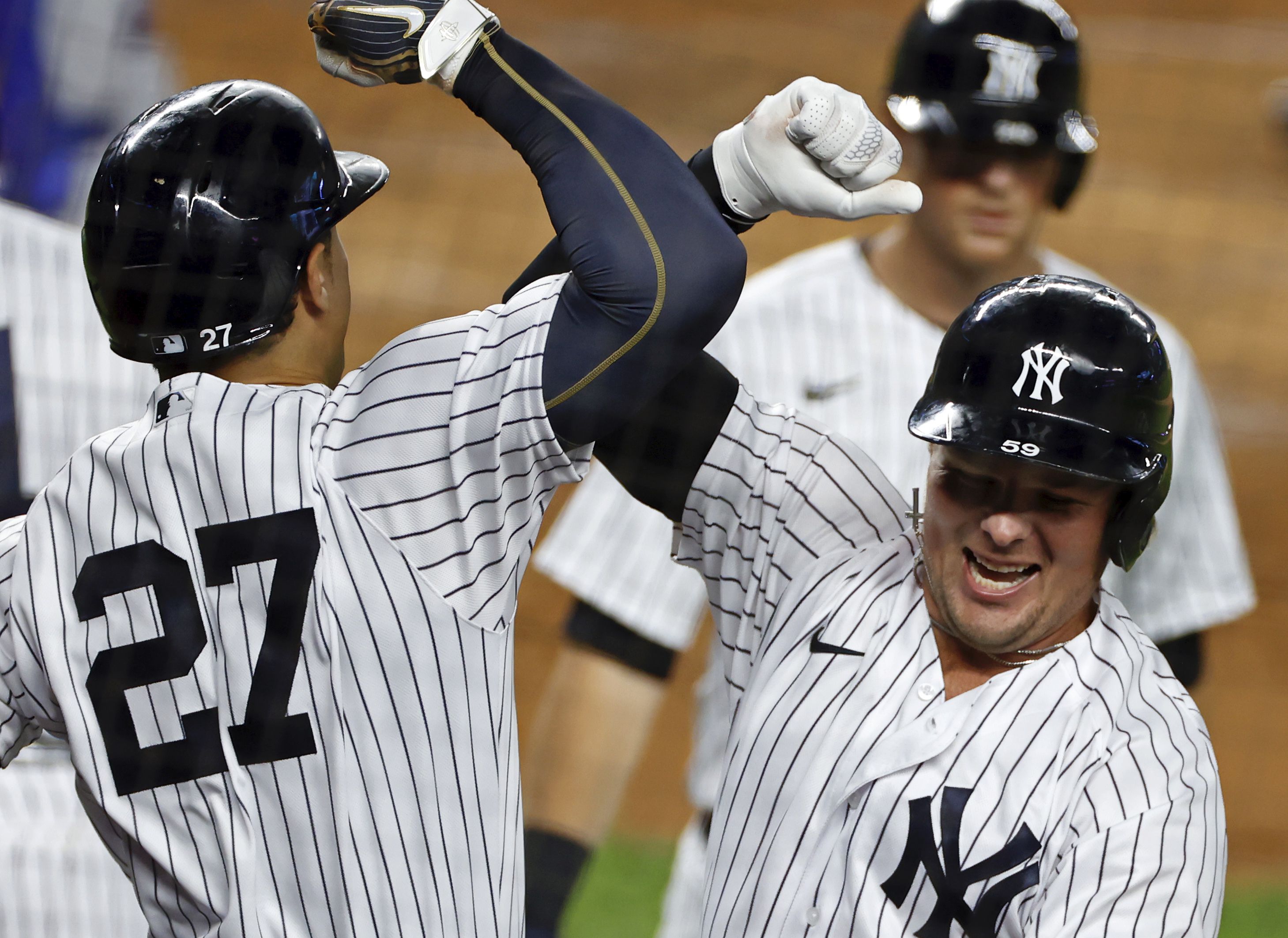 New York Yankees: Clint Frazier hits long home run while wearing mask