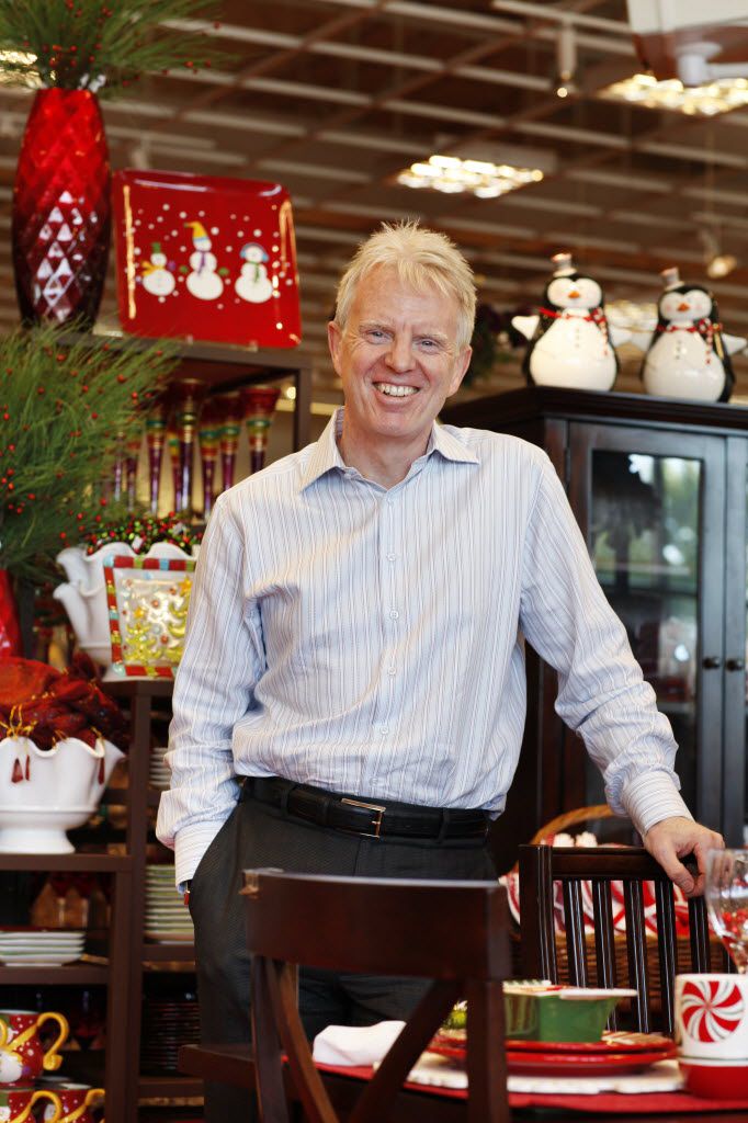 CEO Alex Smith leaving Fort Worth based Pier 1 Imports after Christmas