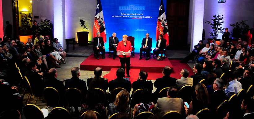 bachelet-la-moneda