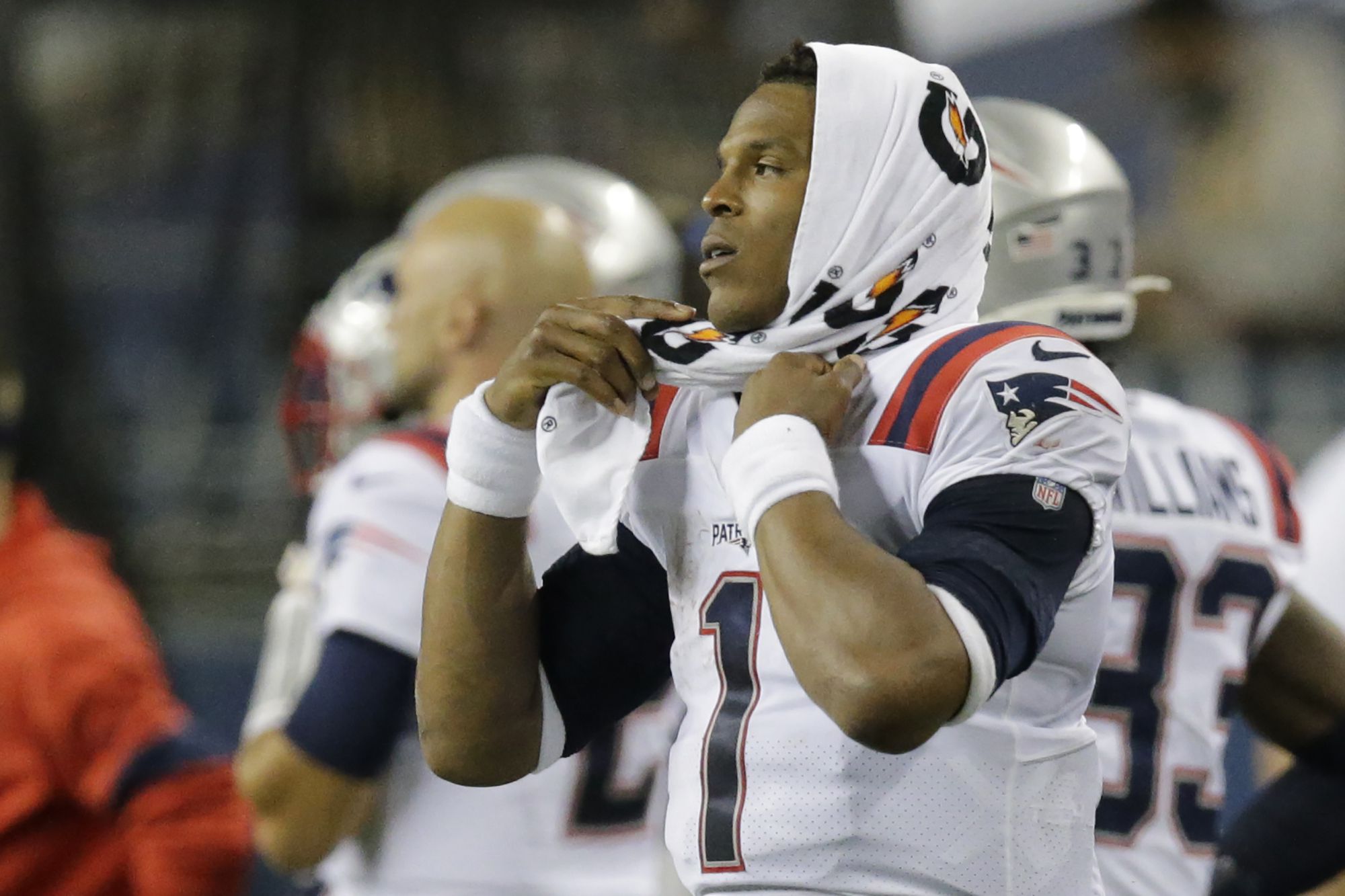 Package Report: Patriots turned Cam Newton loose vs. Seahawks