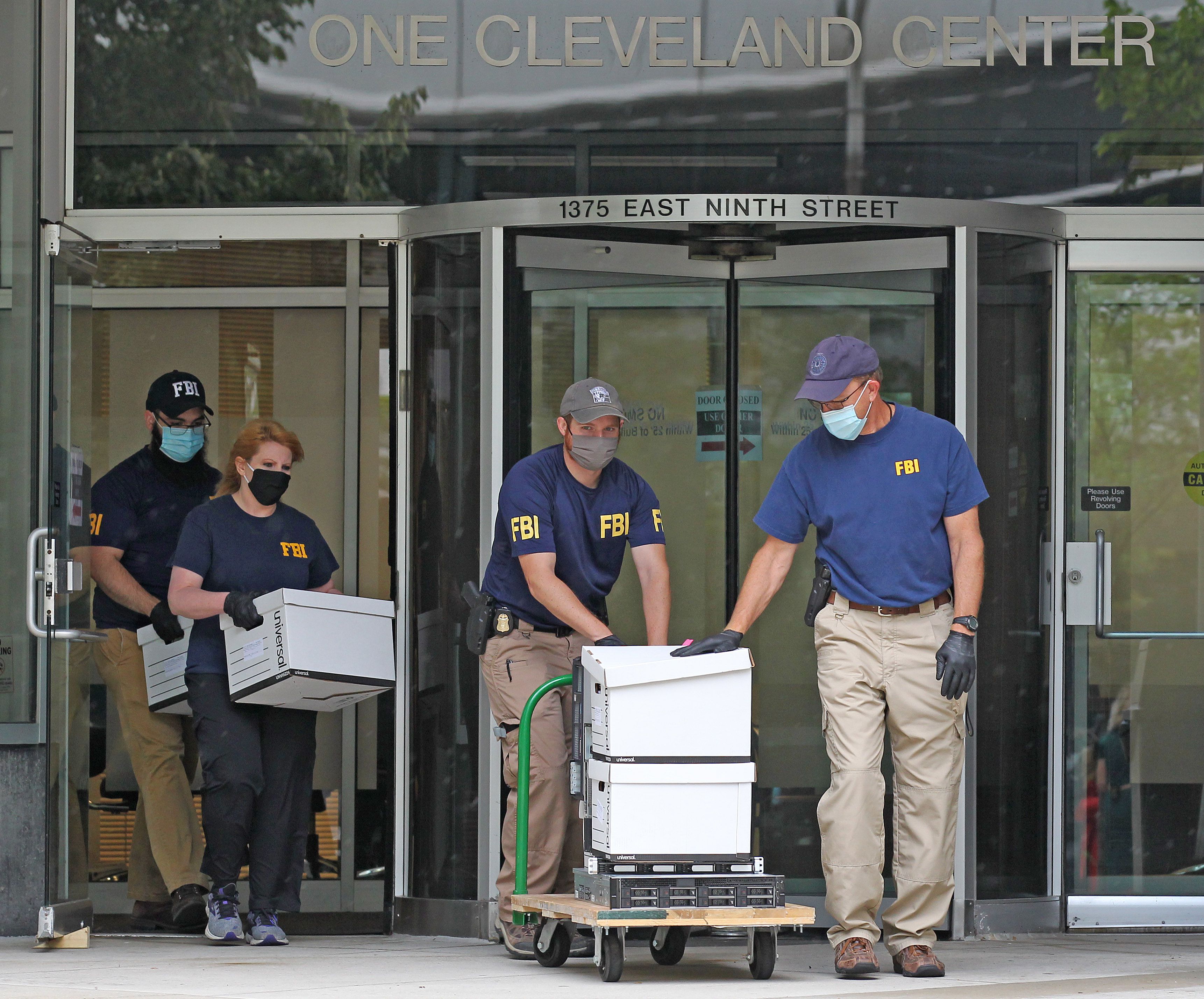 FBI agents raid IBEW Local 98 Philadelphia offices