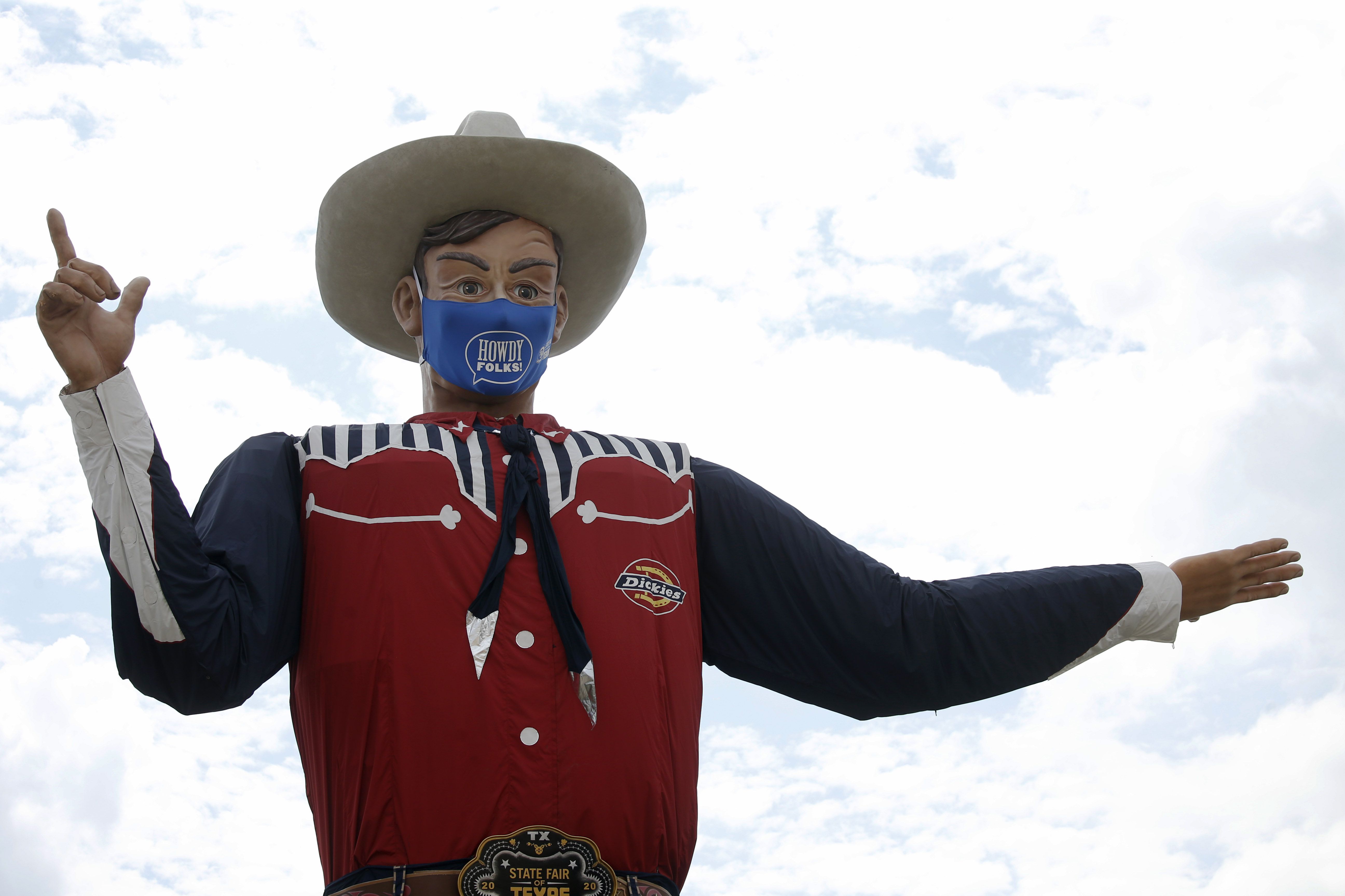 Even Big Tex can't avoid the mask debate, becoming biggest target in  COVID-19 political divide