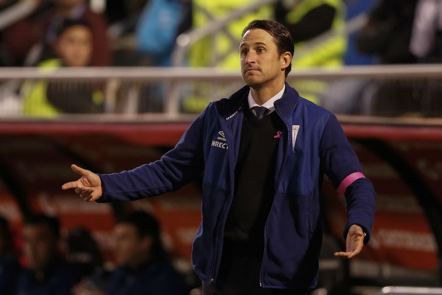Beñat San José dejó ser el técnico del Al Nasr apenas tres meses después de su llegada - La Tercera