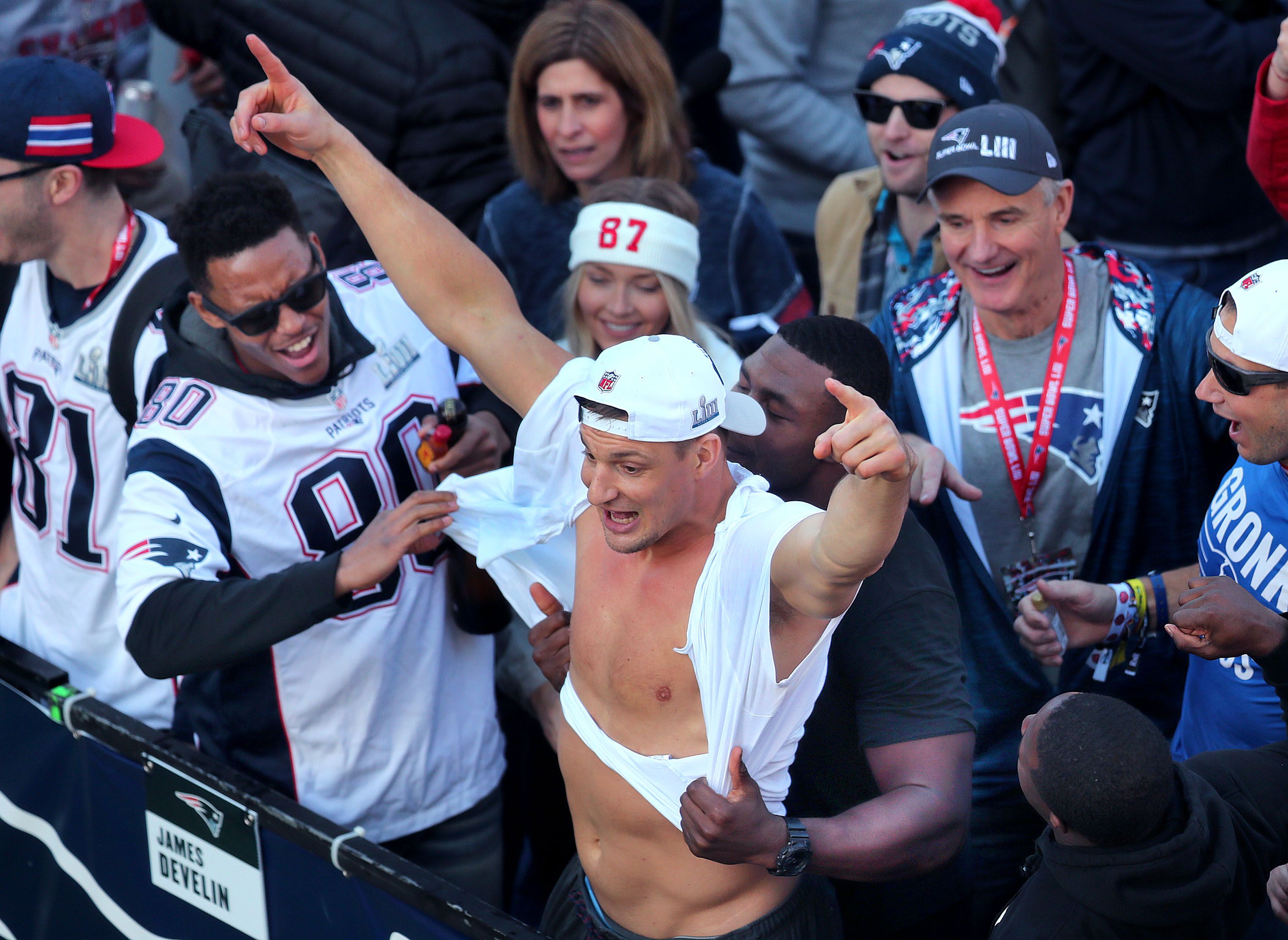 Check out the highlights from the Patriots' Super Bowl parade - Pats Pulpit