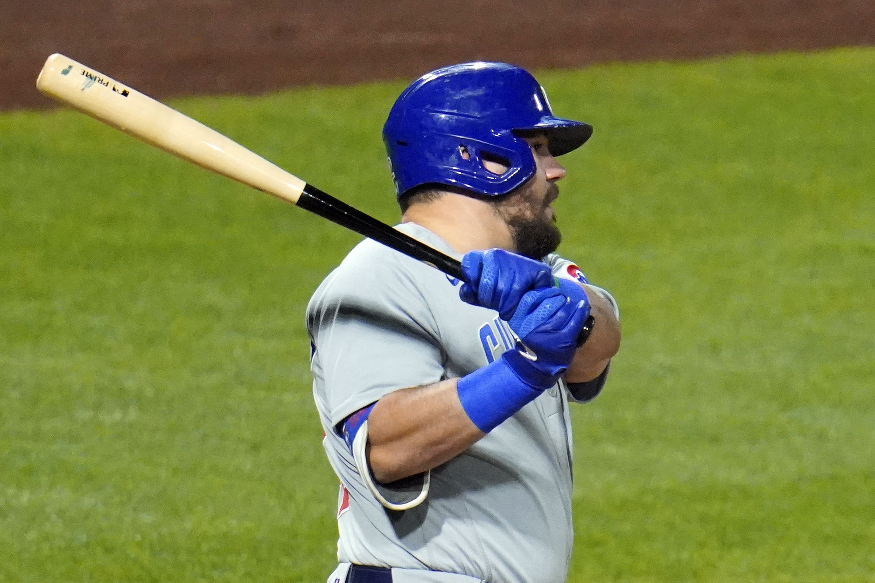 Schwarber, Almora become free agents with nontender