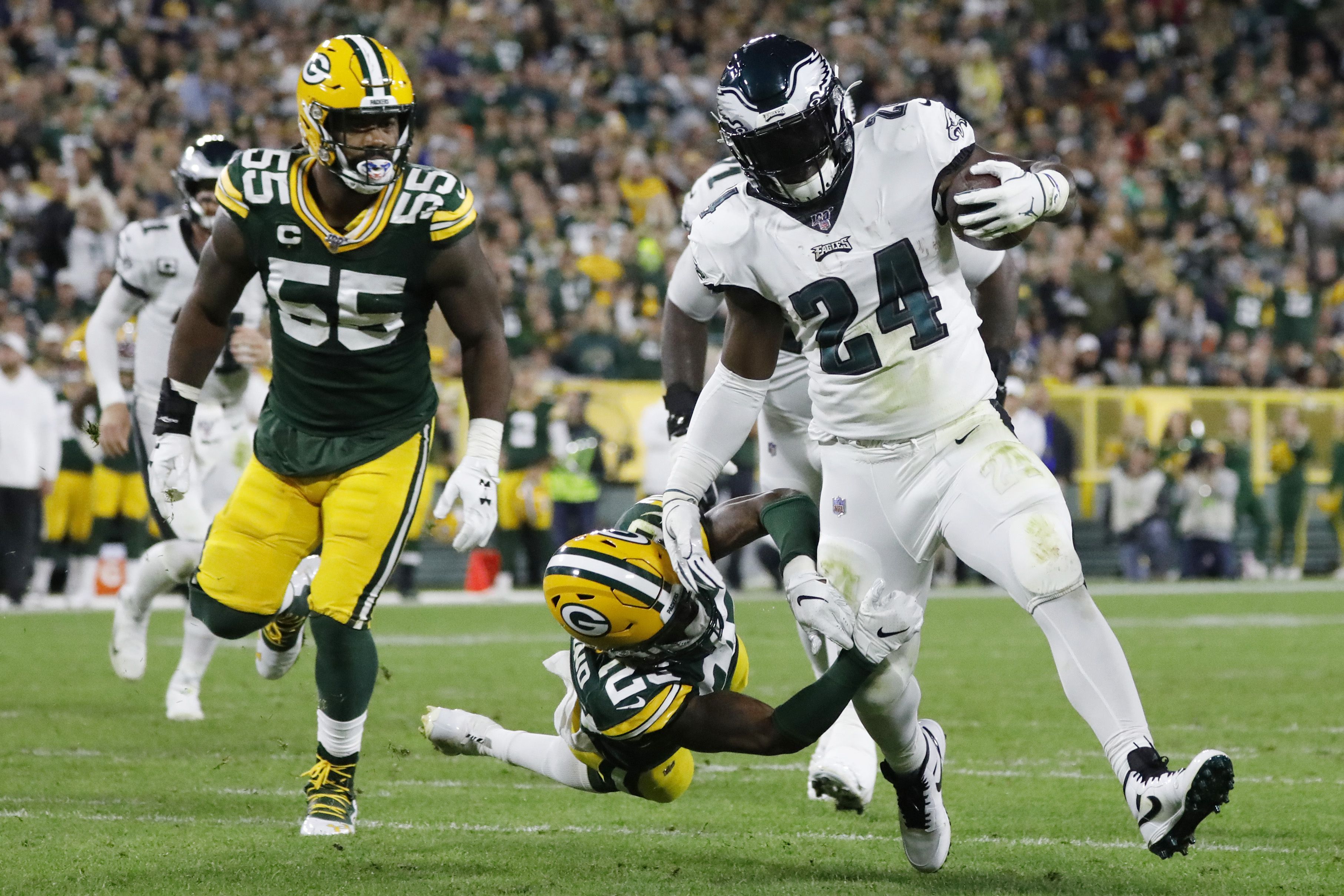 What Will Parks' departure from the Eagles means for K'Von Wallace