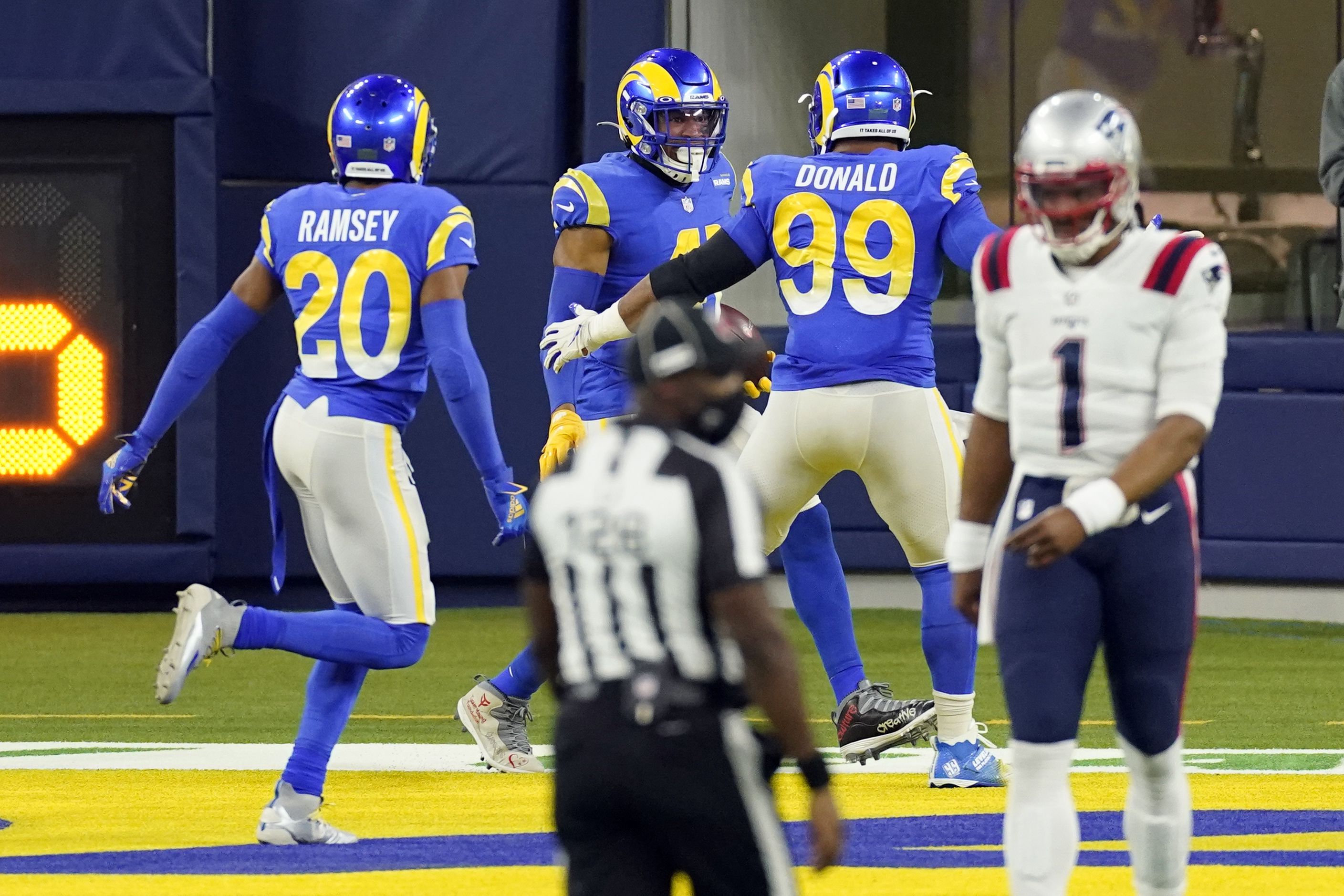 Patriots-Rams report cards: The punting was good; that was pretty much it 