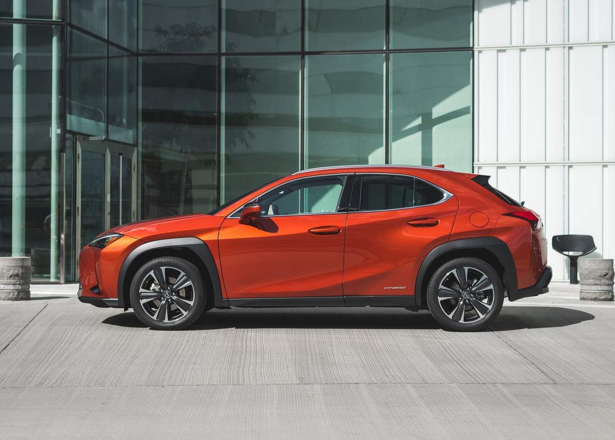 Lexus-UX_US-Version-2019-1280-29-e1554496940392.jpg