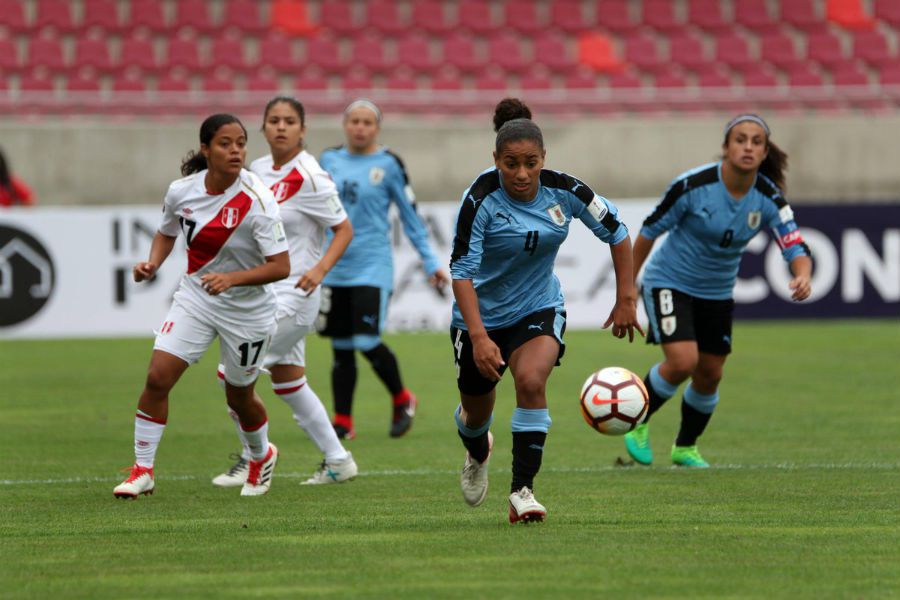 Uruguay, Perú