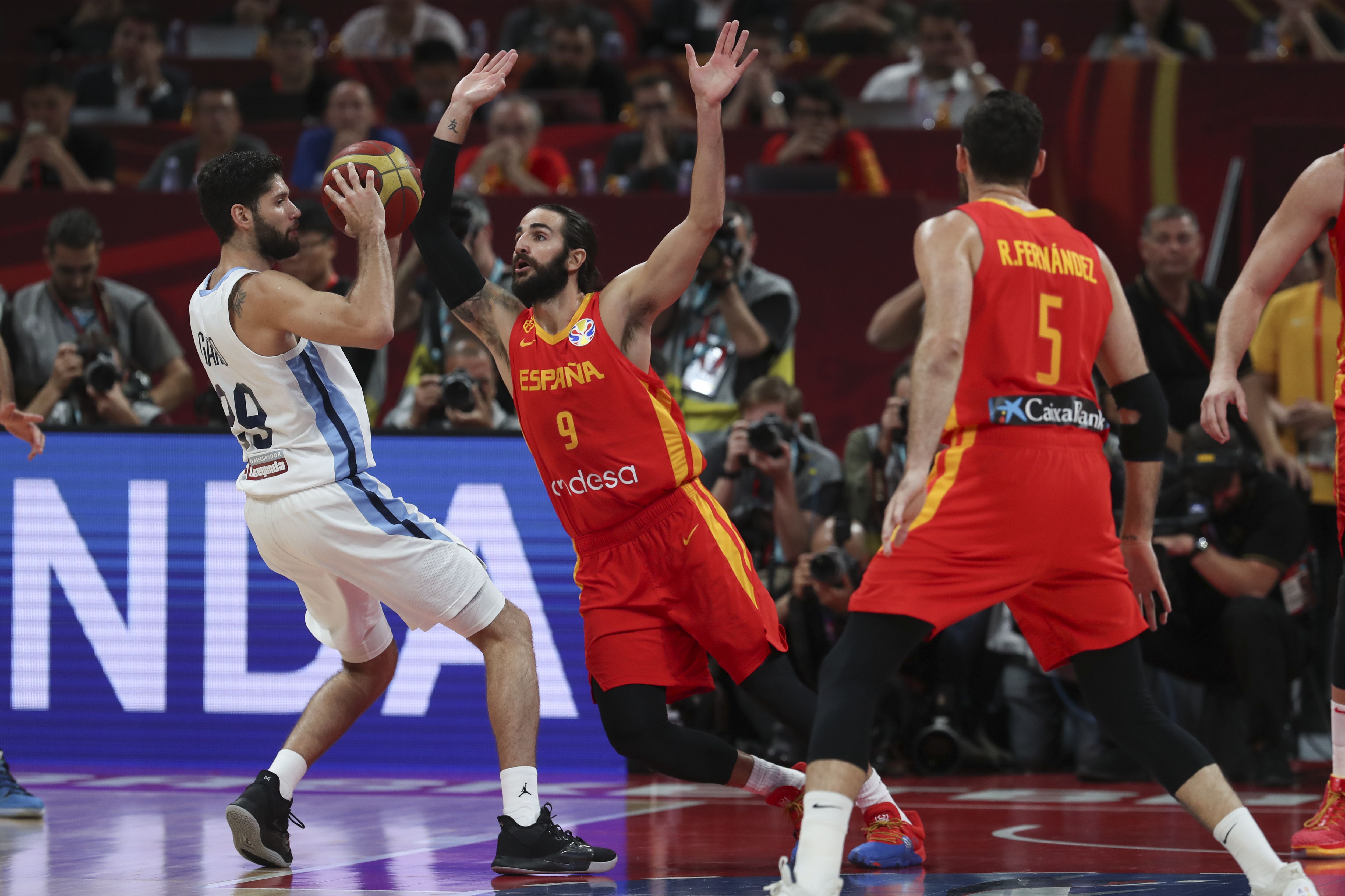 USA overcomes Ricky Rubio's 38-point blast in topping Spain in