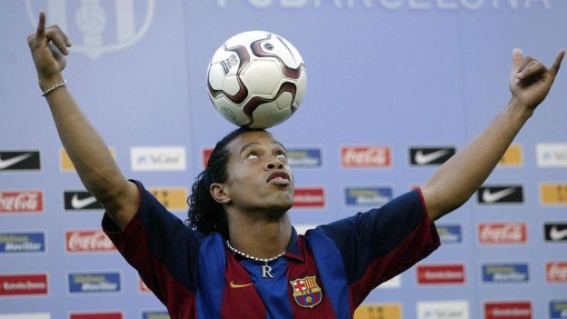 ronaldinho5.jpg