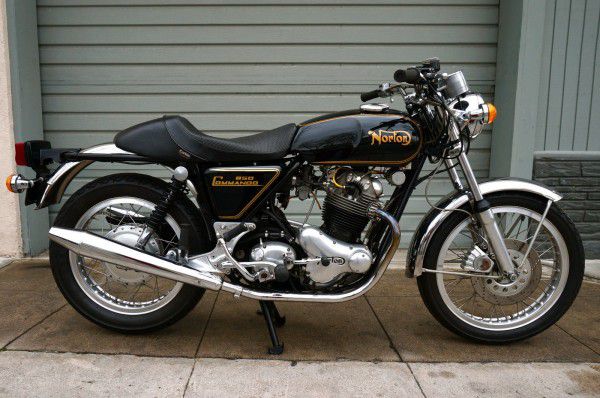 Norton-Commando-850-Right-Side1-600x398.jpg